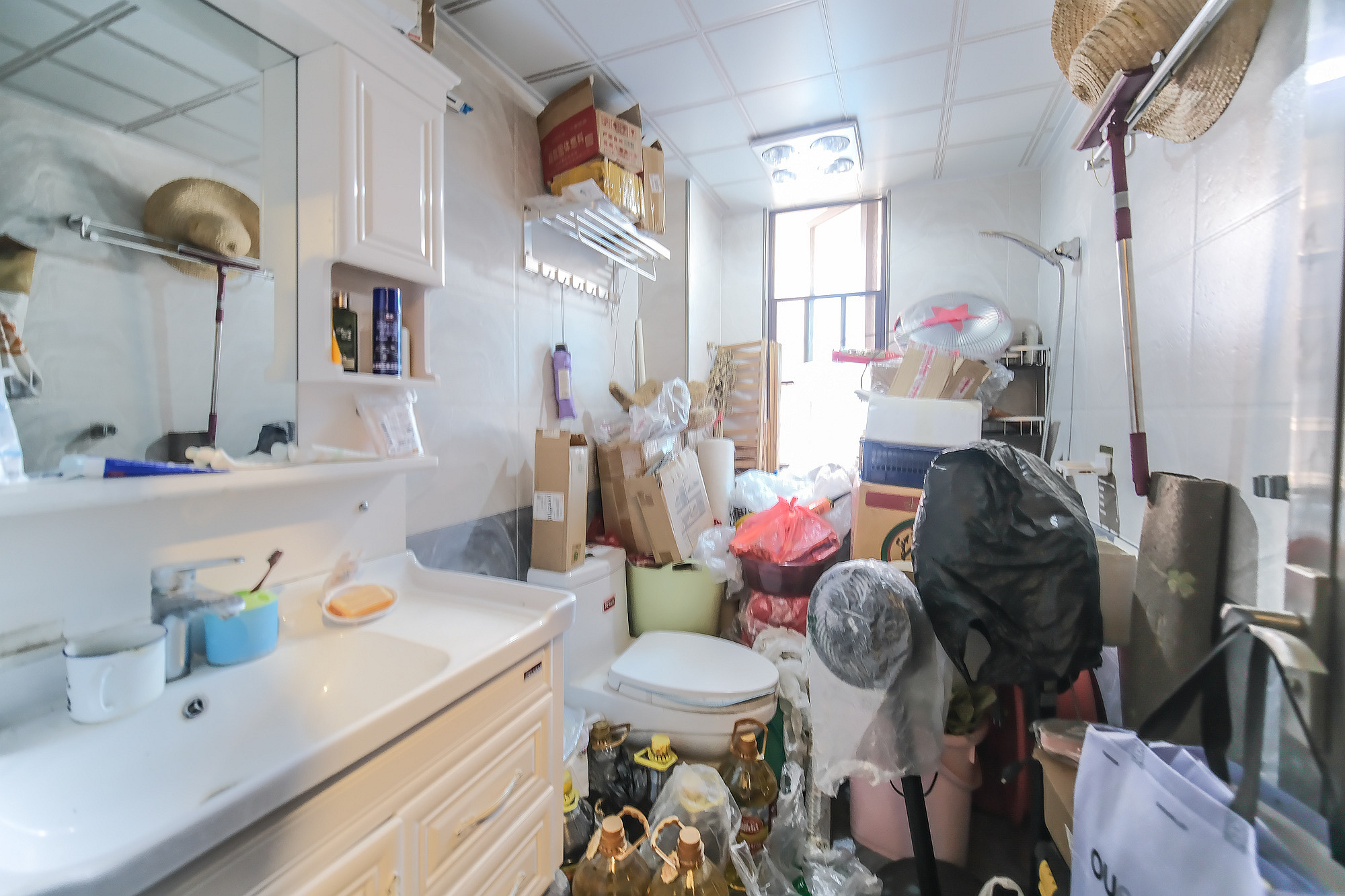 保利香槟国际 4室2厅2卫 105.0万 保利香槟国际 4室2厅2卫 105.0万卫生间