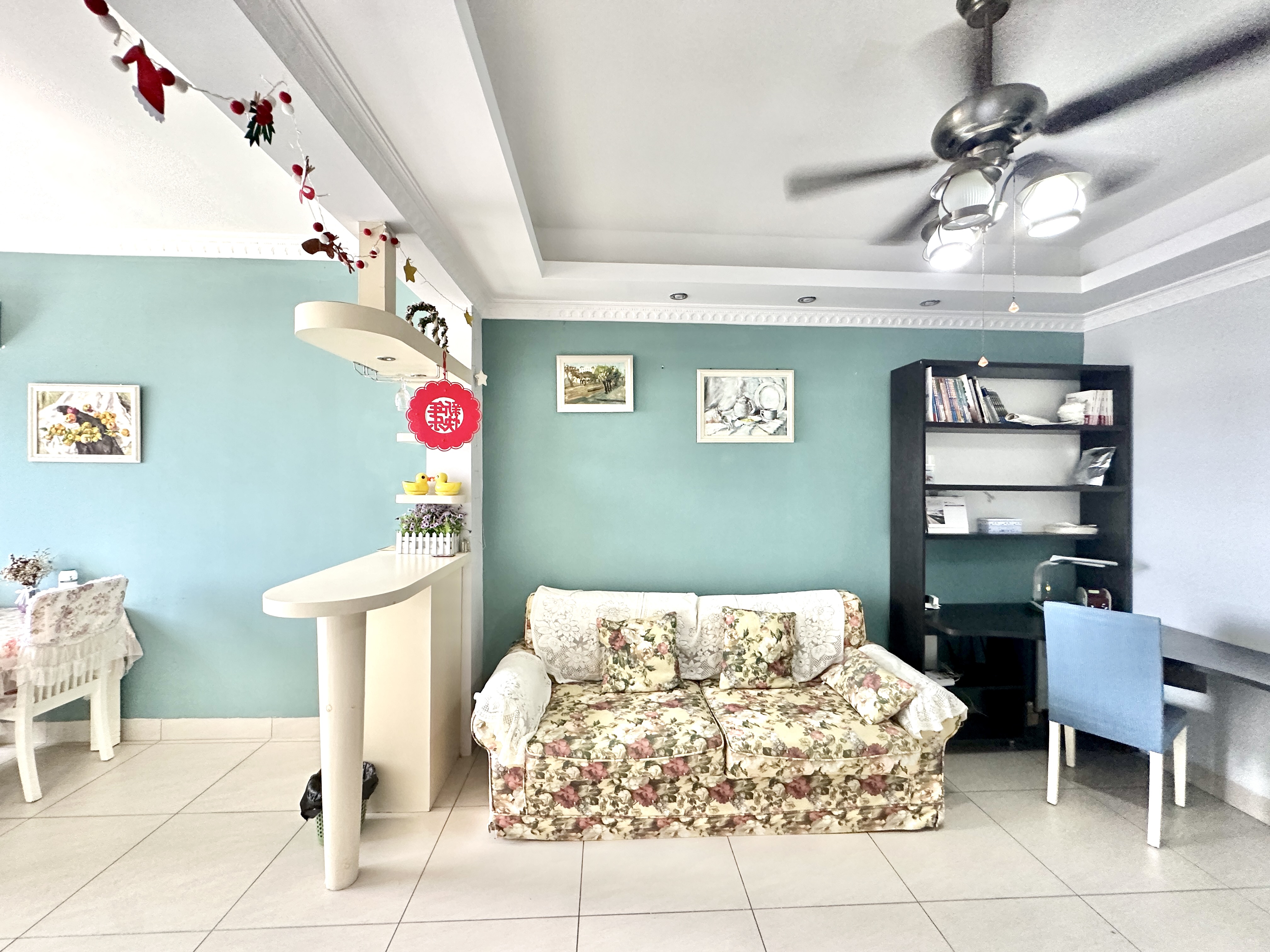 海口监狱宿舍(海榆中线)  3室2厅1卫    76.0万 海口监狱宿舍(海榆中线)  3室2厅1卫    76.0万客厅