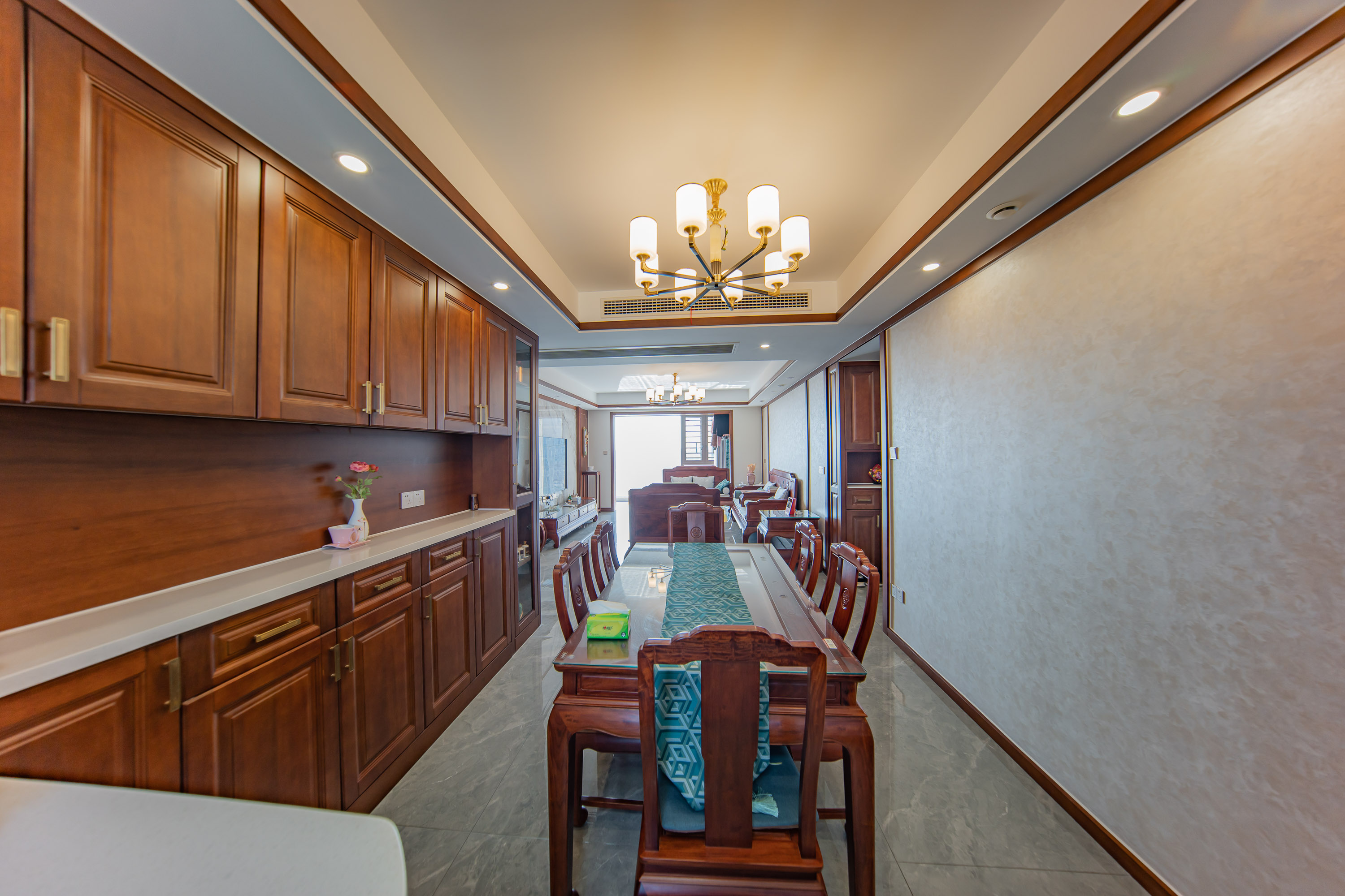 中国铁建京师璟台  4室2厅2卫    228.0万 中国铁建京师璟台  4室2厅2卫    228.0万客厅