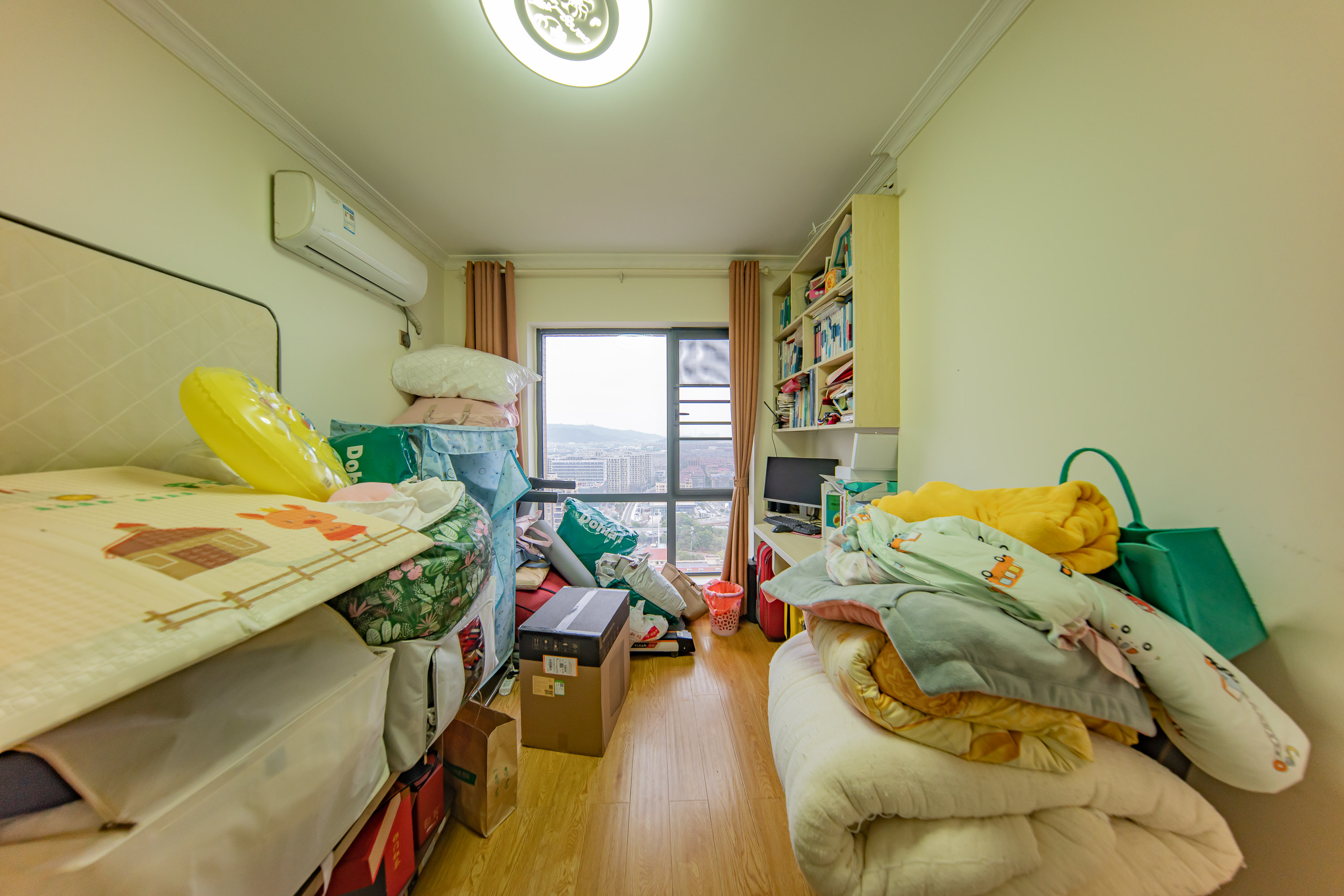 兰亭湾畔  3室2厅2卫    108.0万卧室