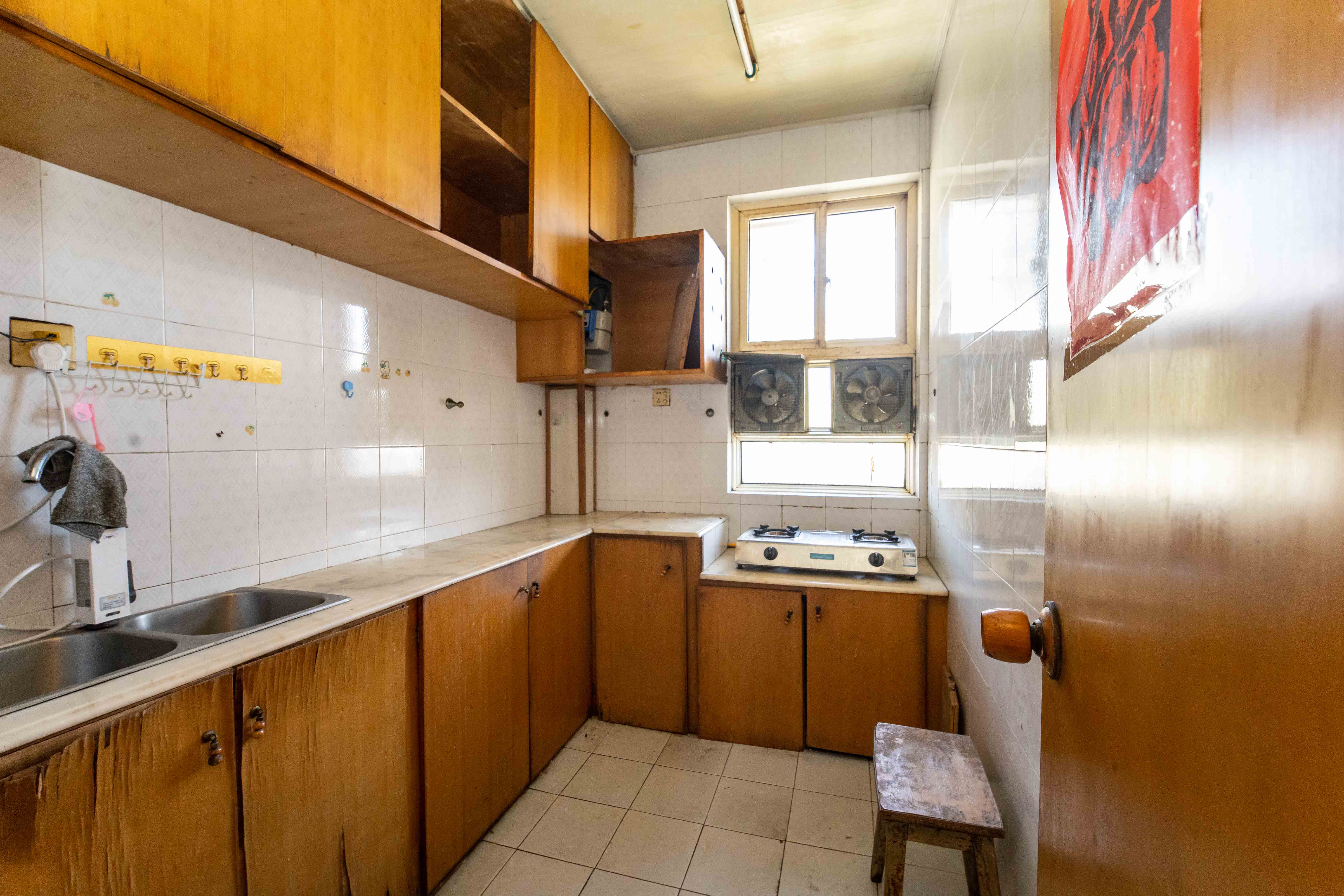 德政园  3室2厅1卫    35.0万 德政园  3室2厅1卫    35.0万厨房