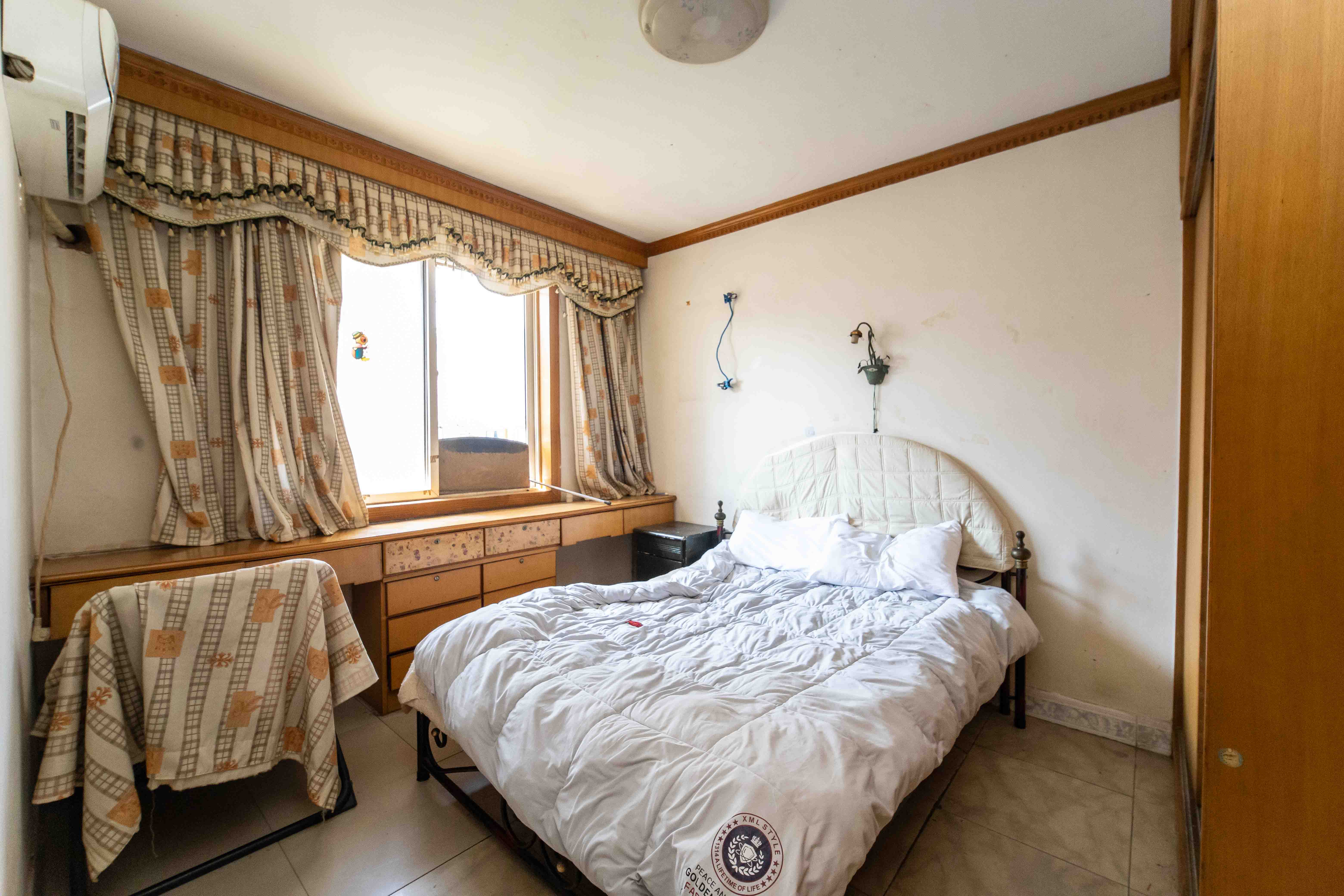 德政园  3室2厅1卫    35.0万 德政园  3室2厅1卫    35.0万卧室