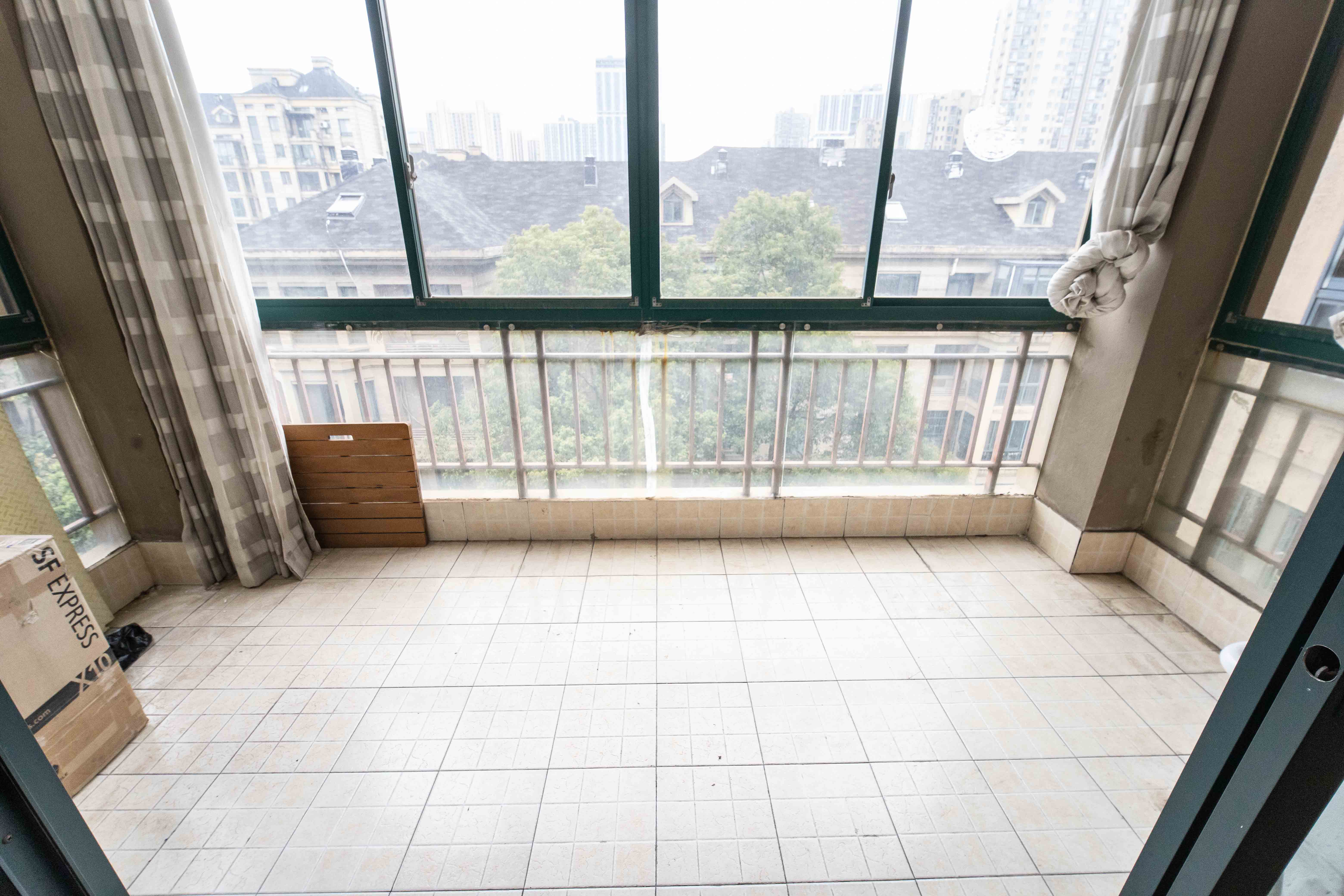 星城世家 2室2厅1卫 134.0万 星城世家 2室2厅1卫 134.0万阳台