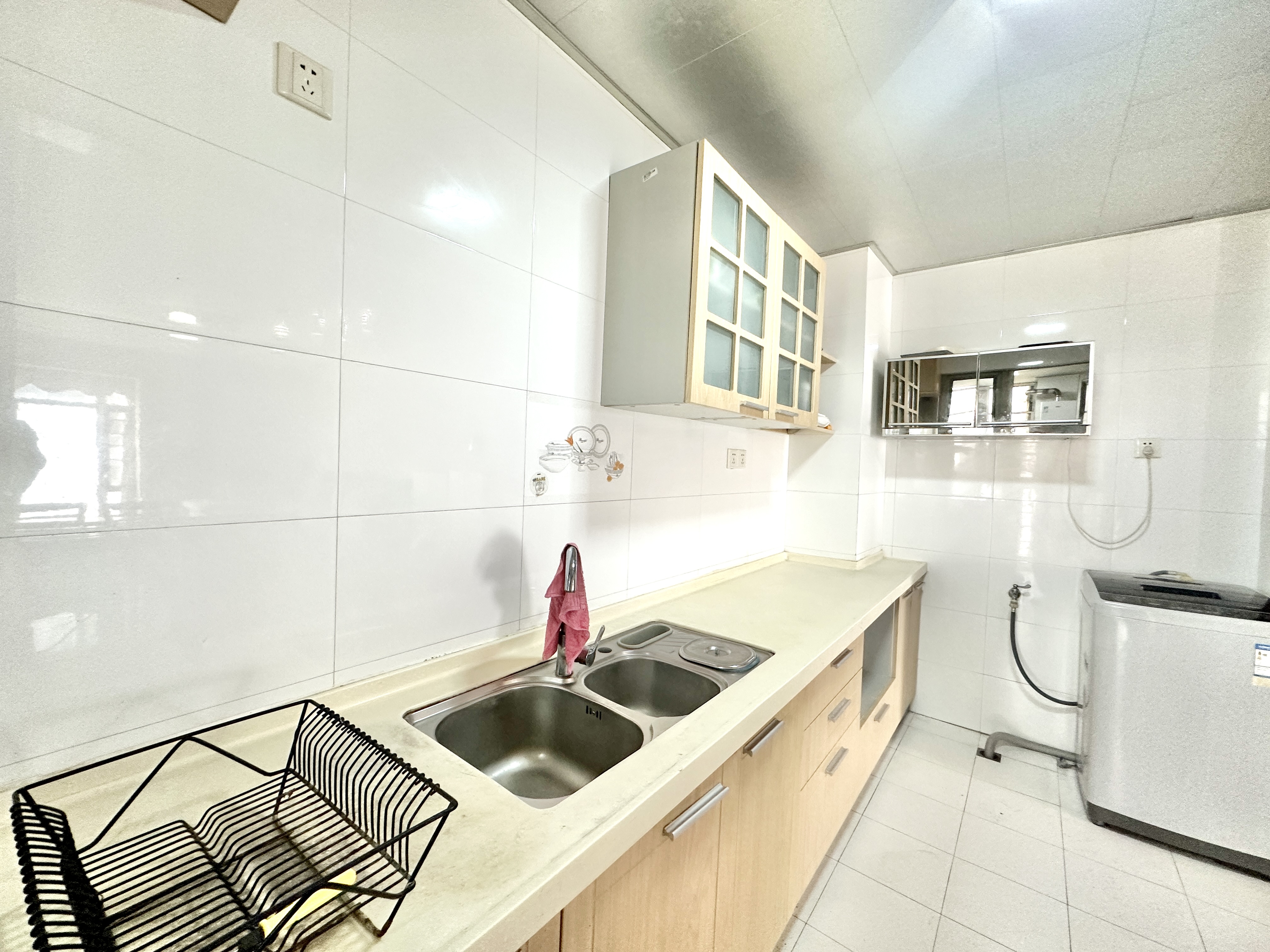 海岸金沙 2室2厅2卫 178.0万 海岸金沙 2室2厅2卫 178.0万厨房