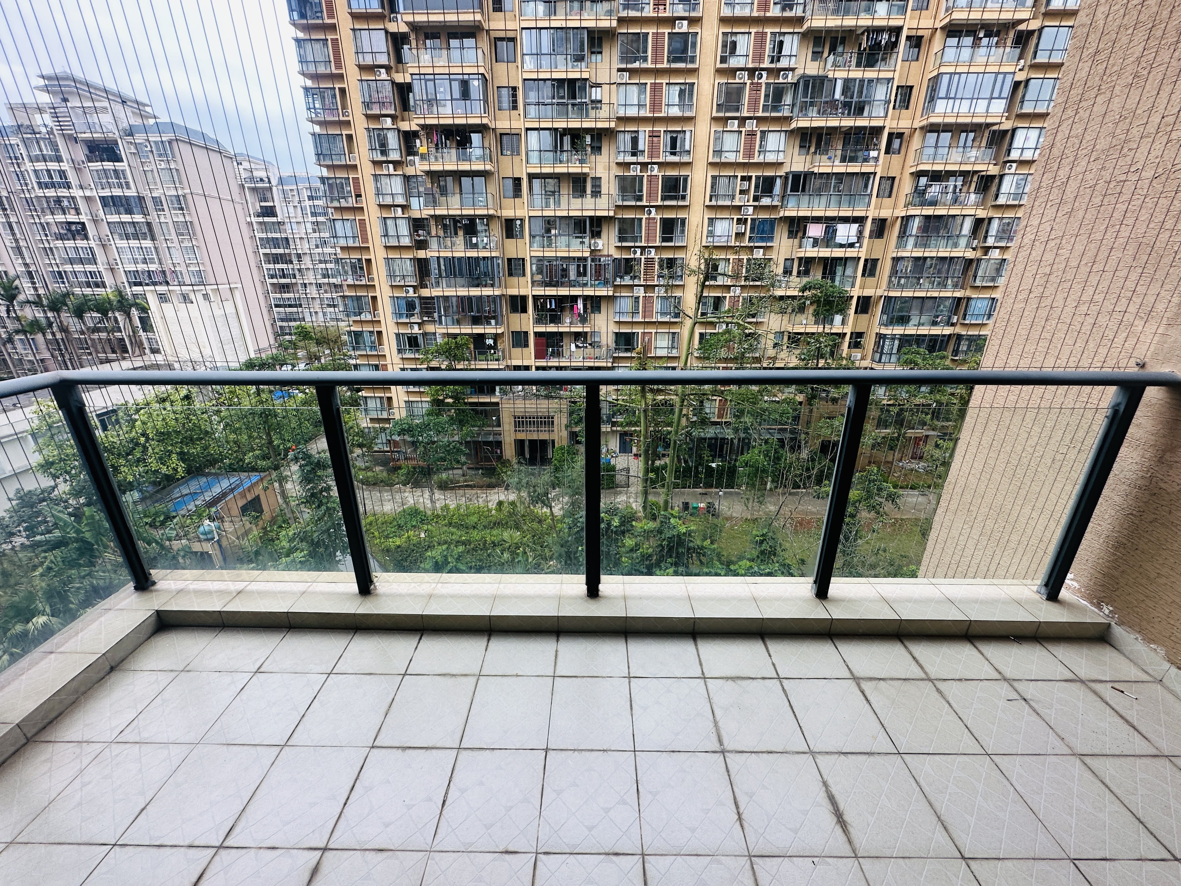 海岸金沙 3室2厅2卫 208.0万 海岸金沙 3室2厅2卫 208.0万阳台