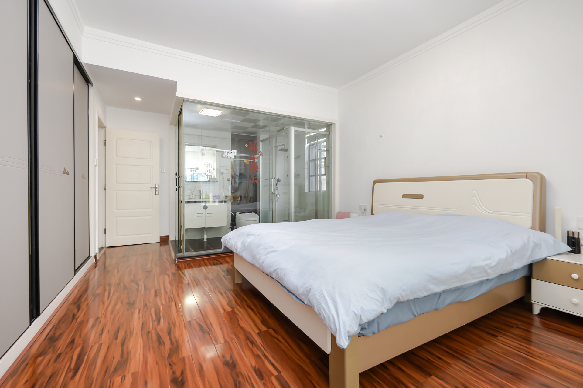 长沙玫瑰园 3室2厅2卫 104.0万 长沙玫瑰园 3室2厅2卫 104.0万卧室