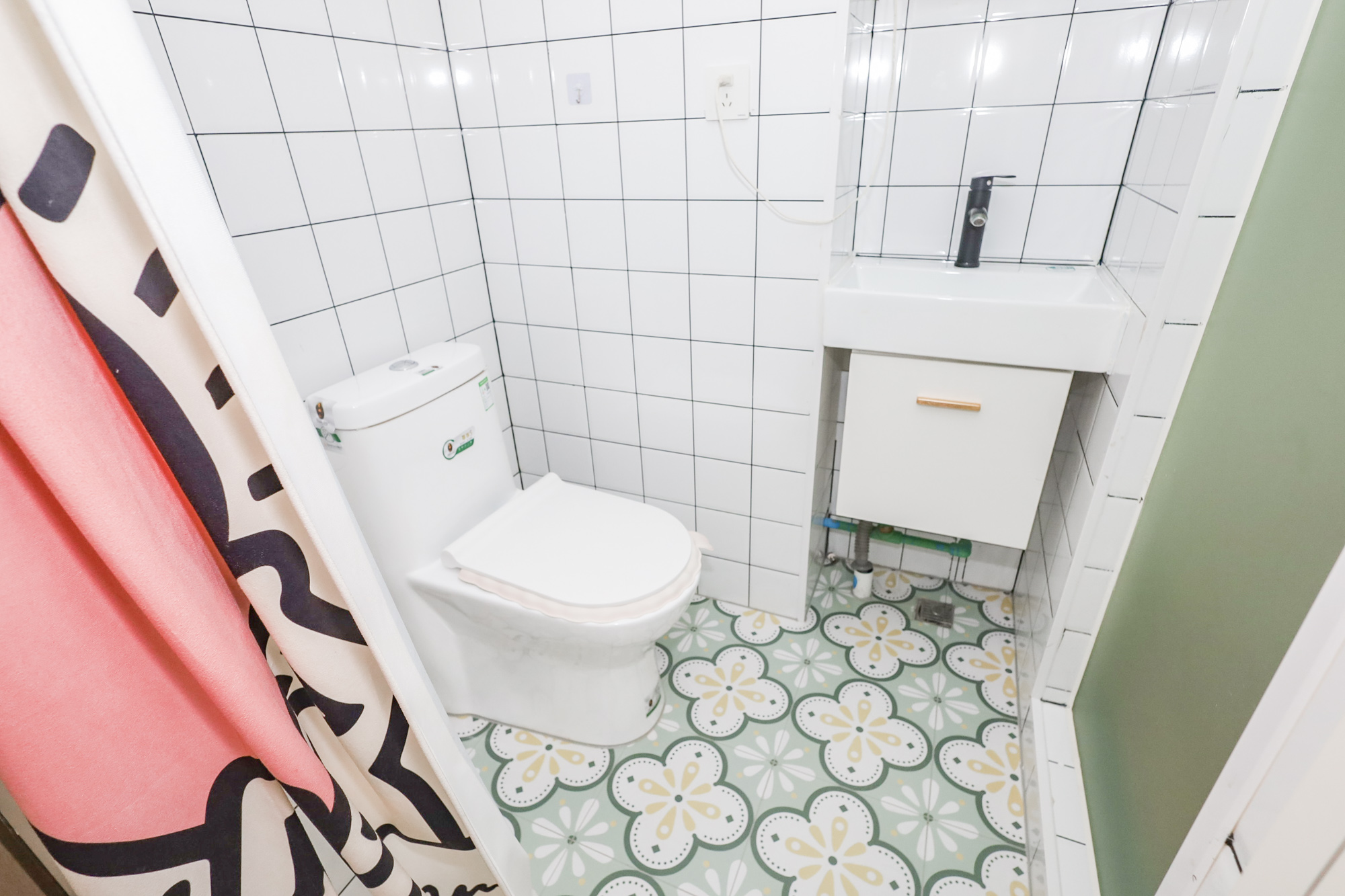 北辰时光里  2室1厅2卫    30.0万卫生间