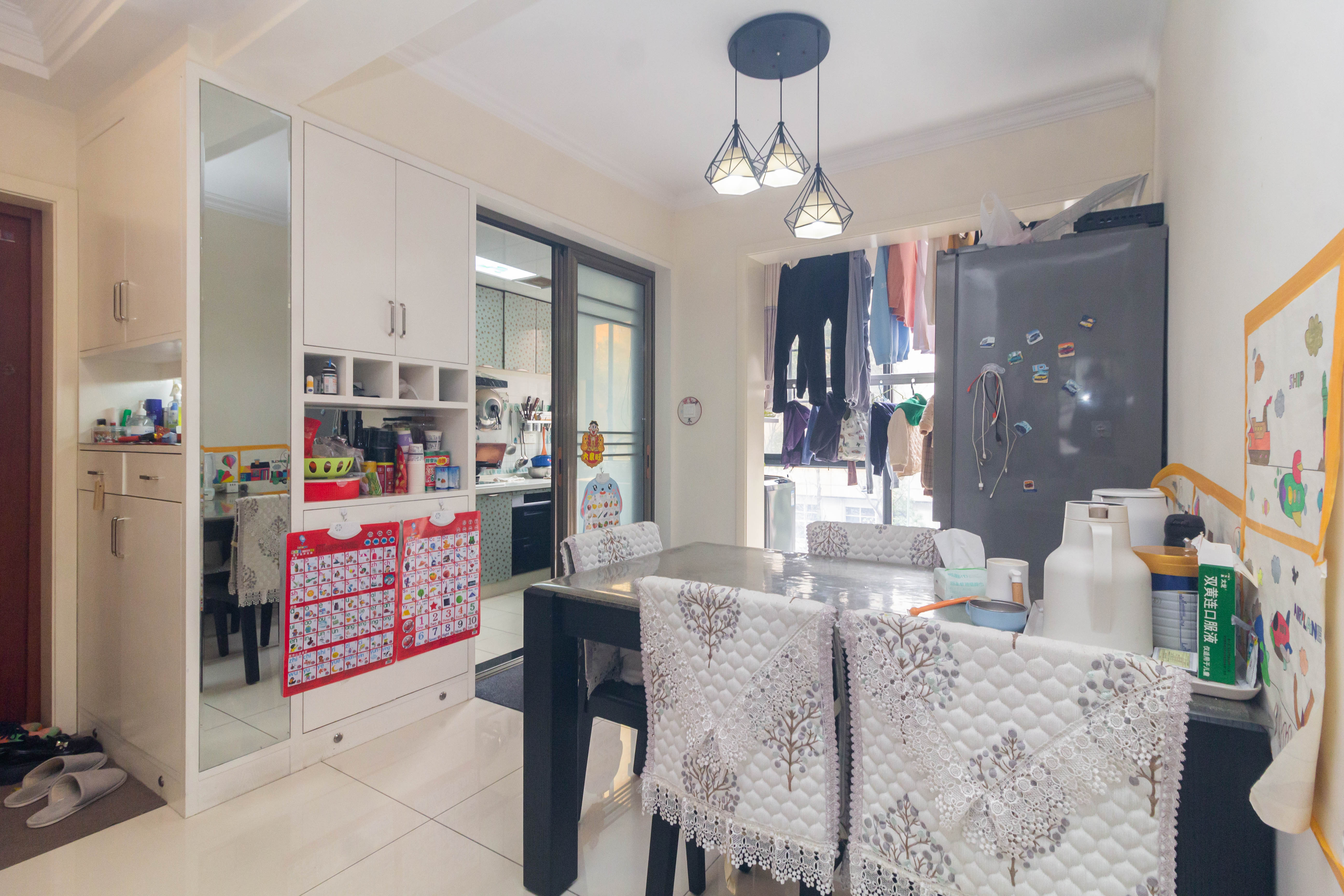 高林仕家 3室2厅2卫 66.6万 高林仕家 3室2厅2卫 66.6万客厅