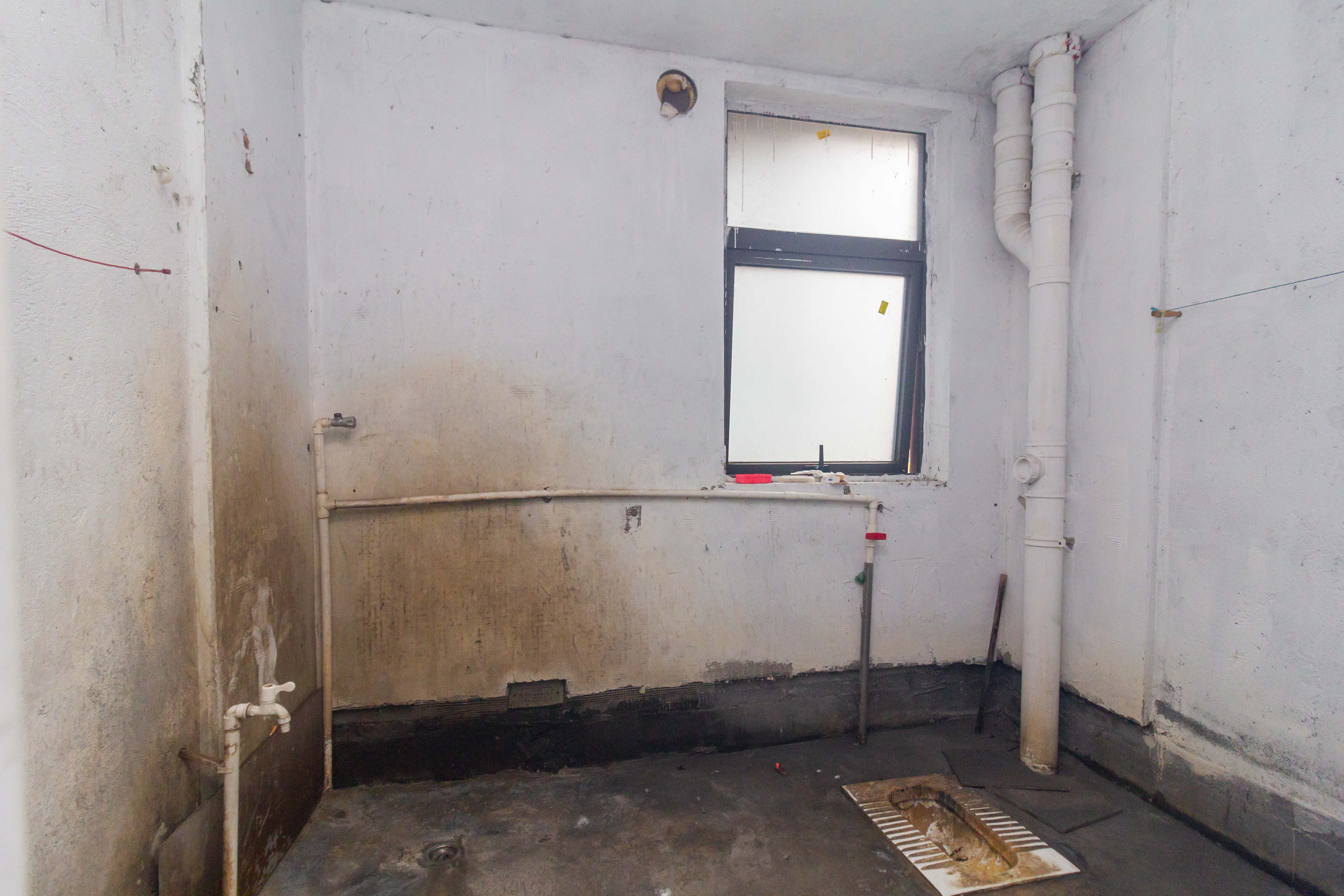 金广星苑  3室2厅2卫    61.8万 金广星苑  3室2厅2卫    61.8万卫生间