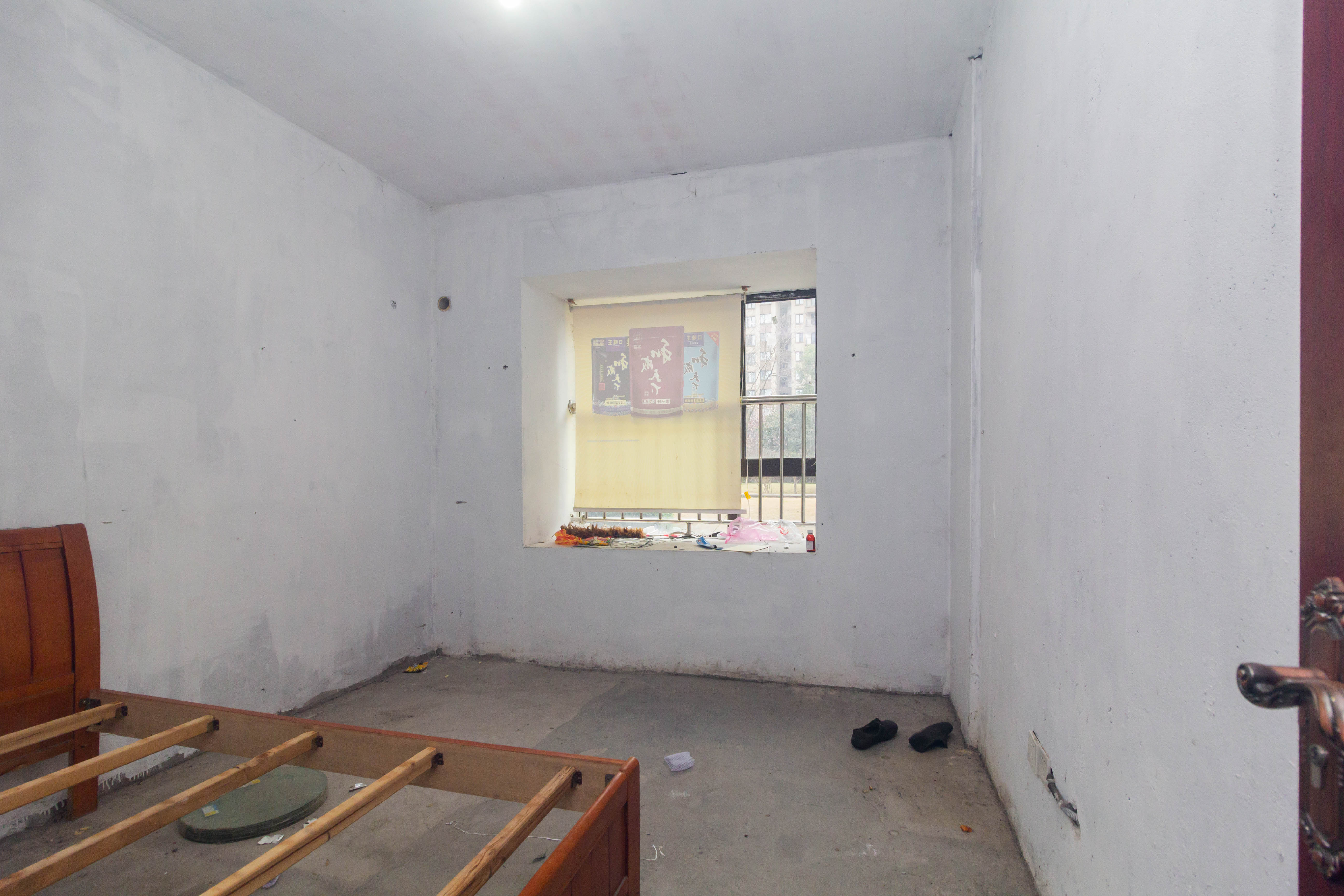 金广星苑  3室2厅2卫    61.8万 金广星苑  3室2厅2卫    61.8万卧室