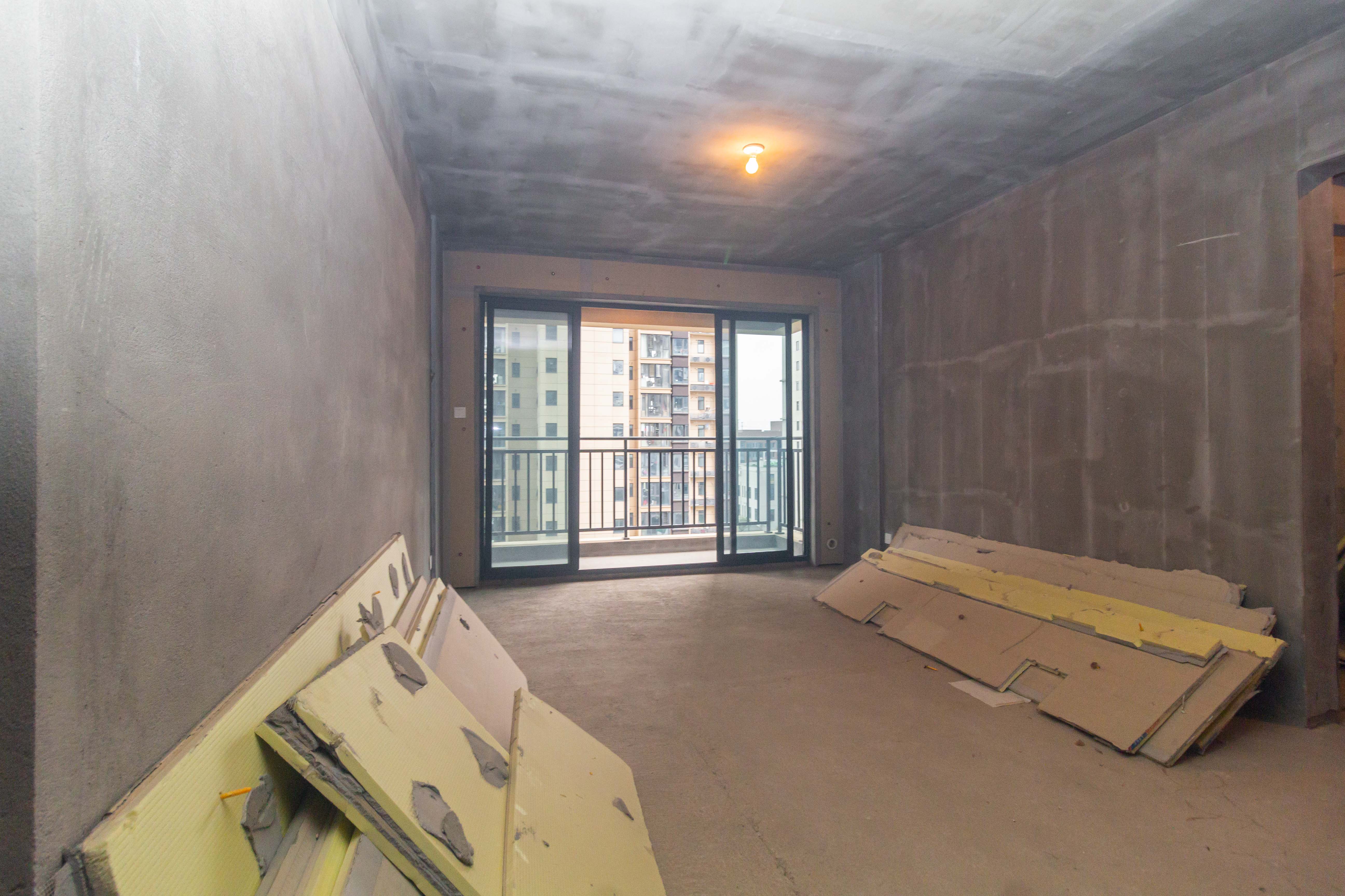 日盛湖湘花苑 3室2厅2卫 86.8万 日盛湖湘花苑 3室2厅2卫 86.8万客厅