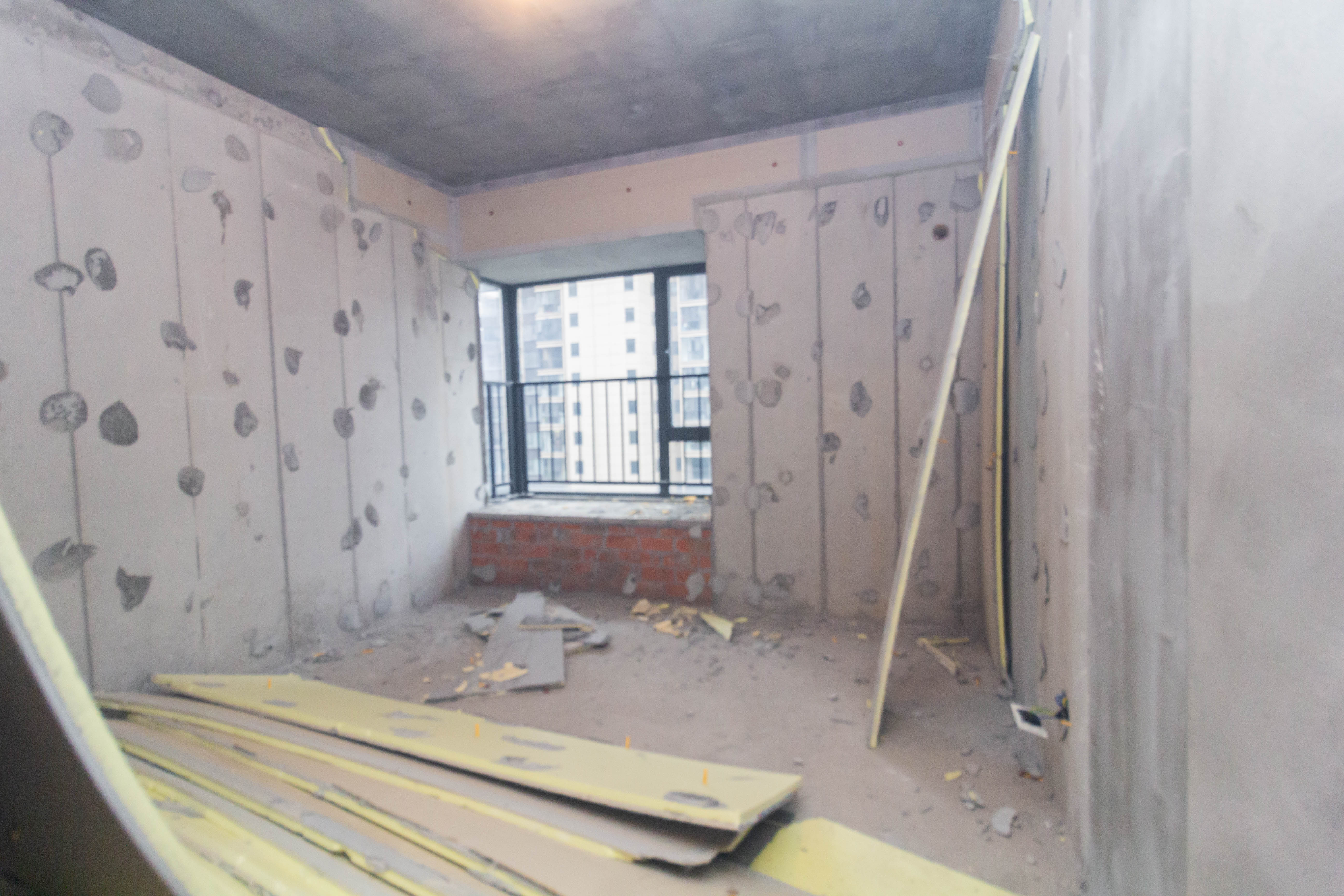 日盛湖湘花苑 3室2厅2卫 86.8万 日盛湖湘花苑 3室2厅2卫 86.8万卧室