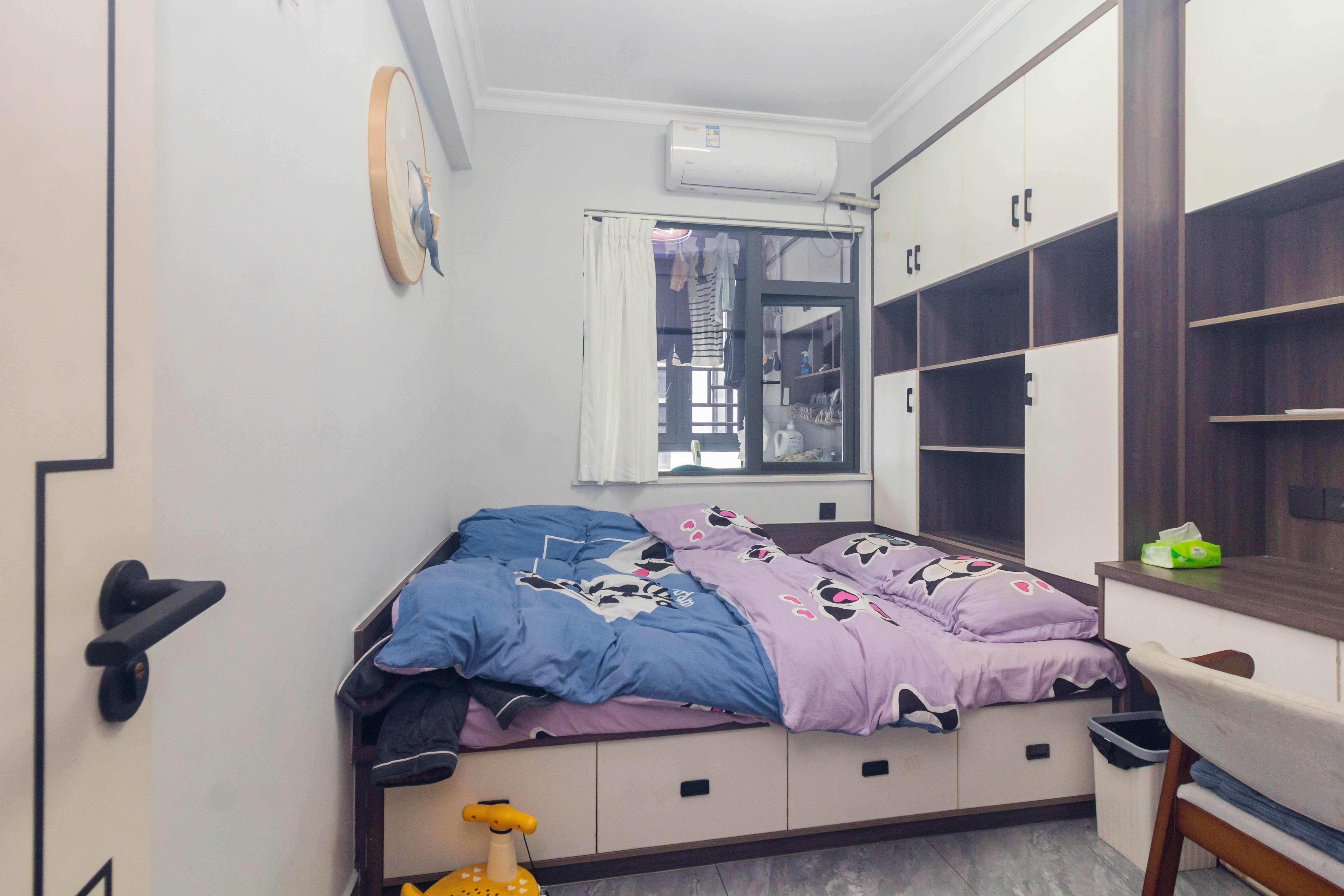 日盛湖湘花苑  3室2厅2卫    85.0万 日盛湖湘花苑  3室2厅2卫    85.0万卧室