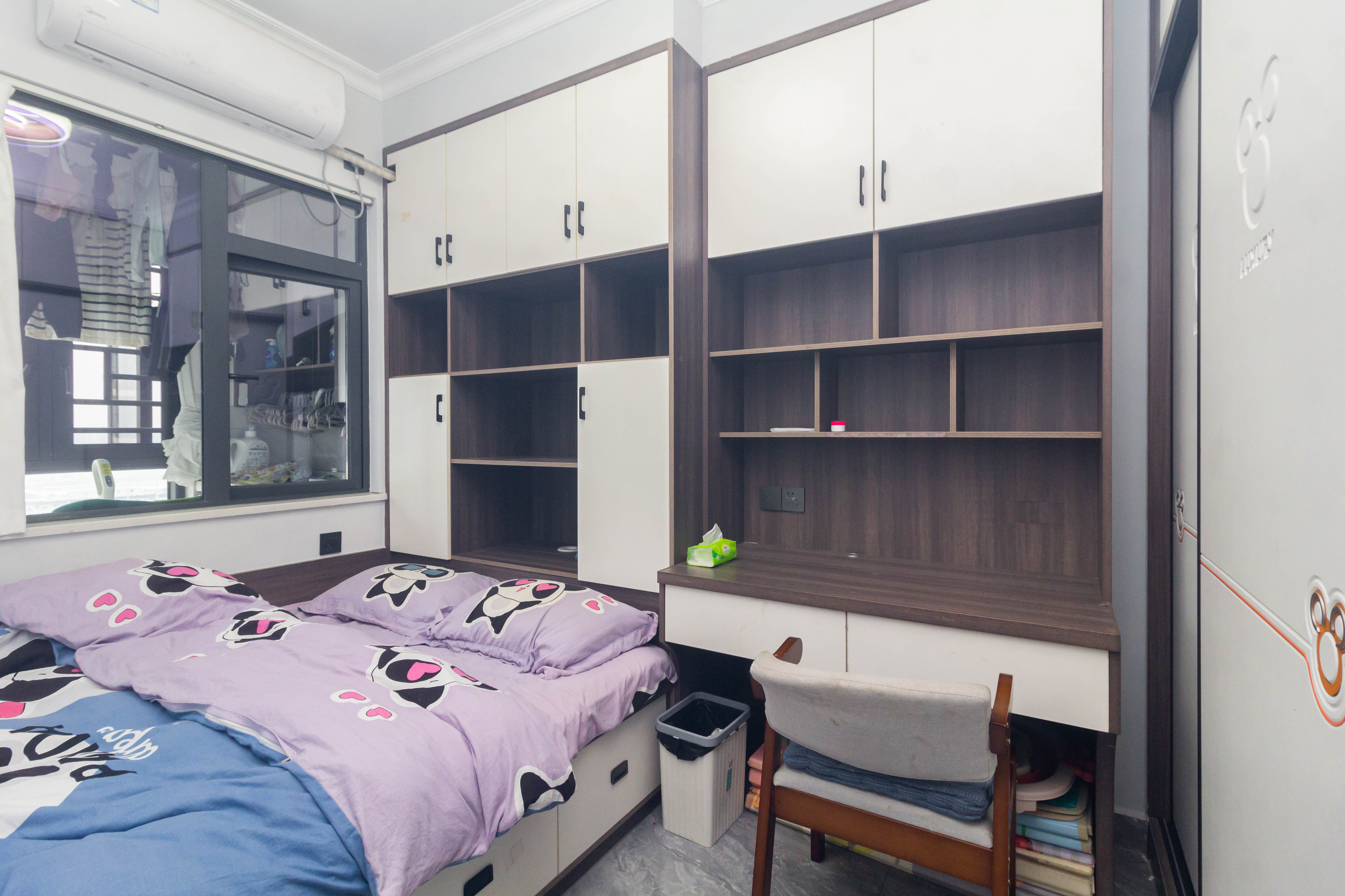 日盛湖湘花苑  3室2厅2卫    85.0万 日盛湖湘花苑  3室2厅2卫    85.0万卧室