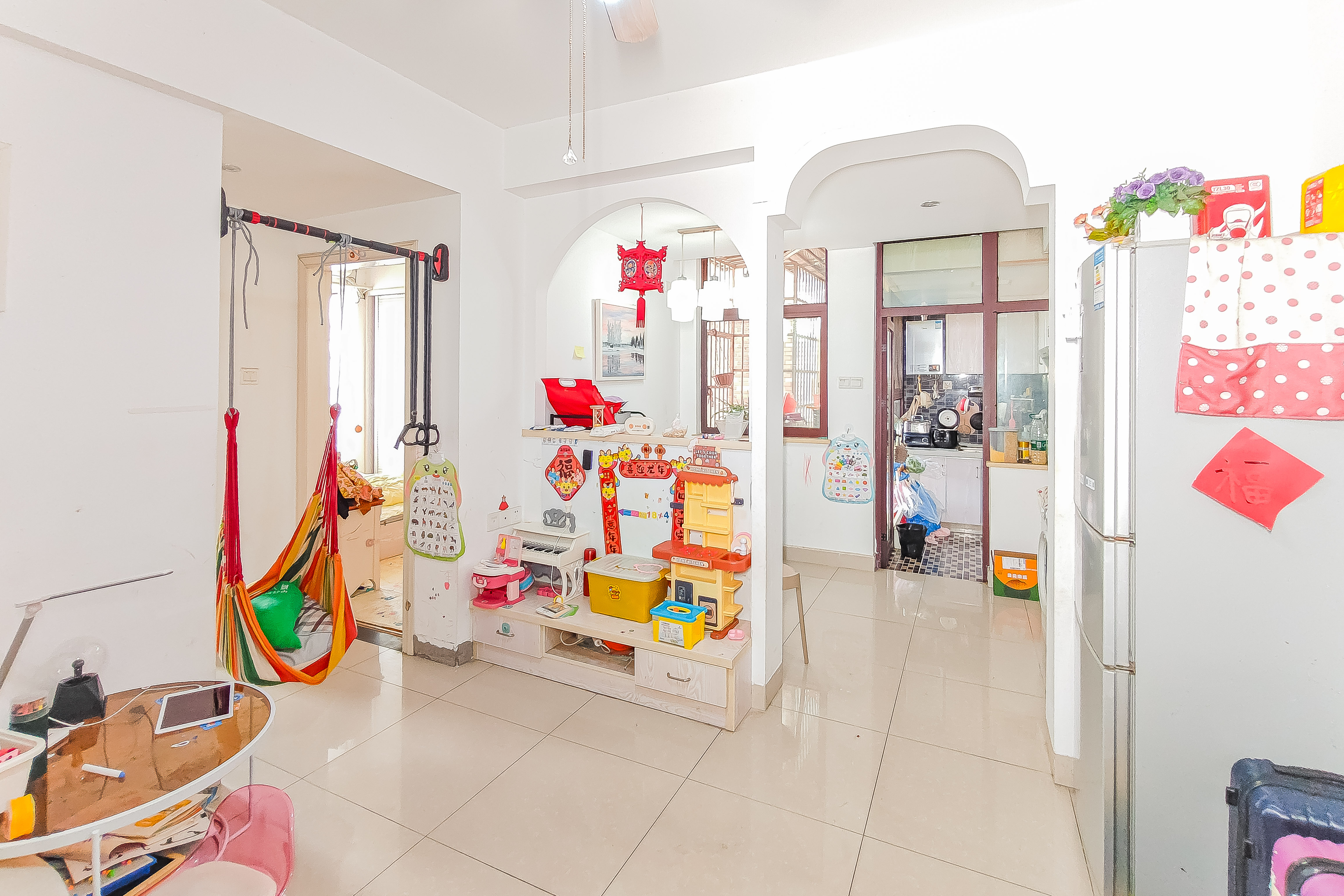 三力公寓(三力国际) 2室1厅1卫 50.0万 三力公寓(三力国际) 2室1厅1卫 50.0万客厅