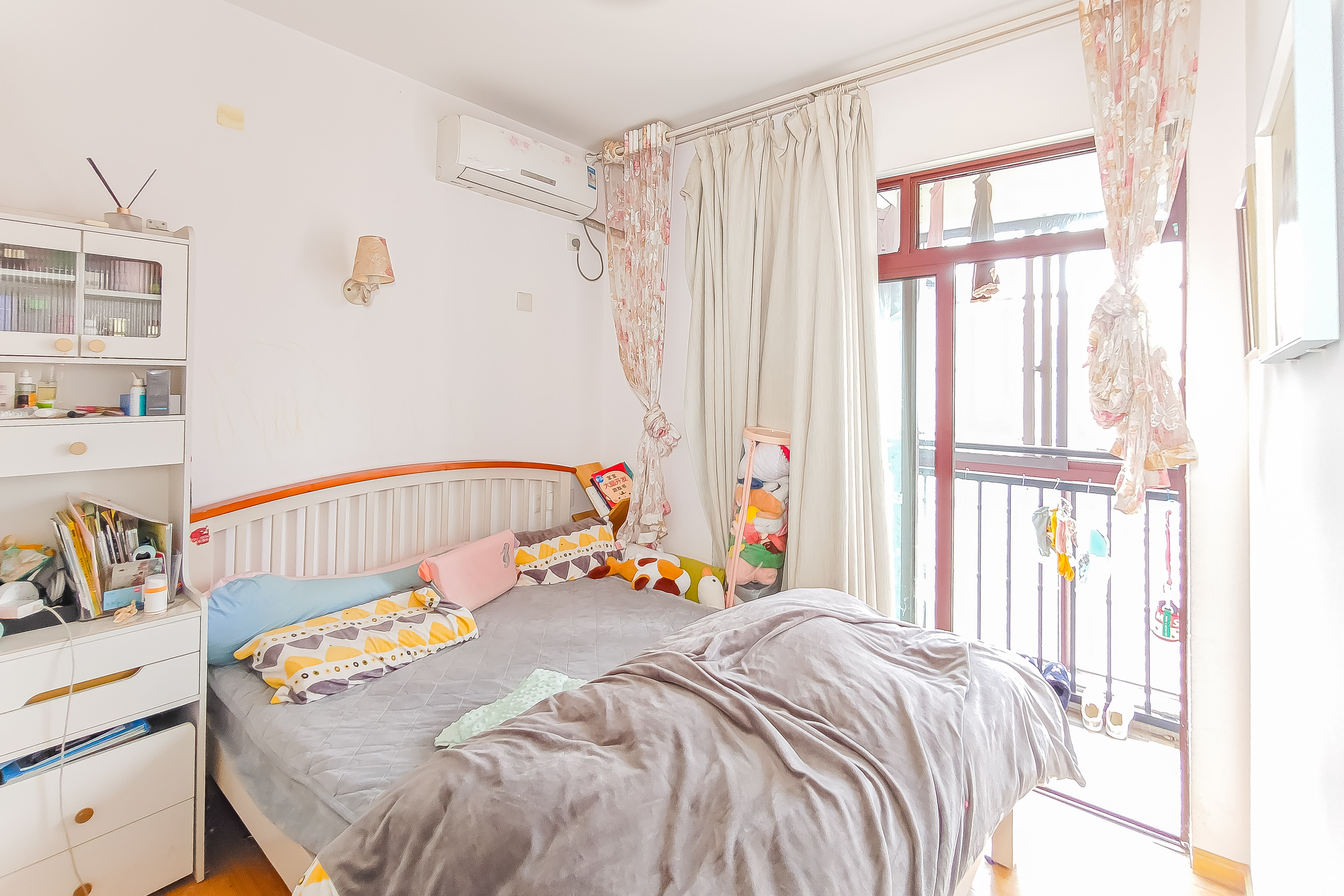 三力公寓(三力国际) 2室1厅1卫 50.0万 三力公寓(三力国际) 2室1厅1卫 50.0万卧室