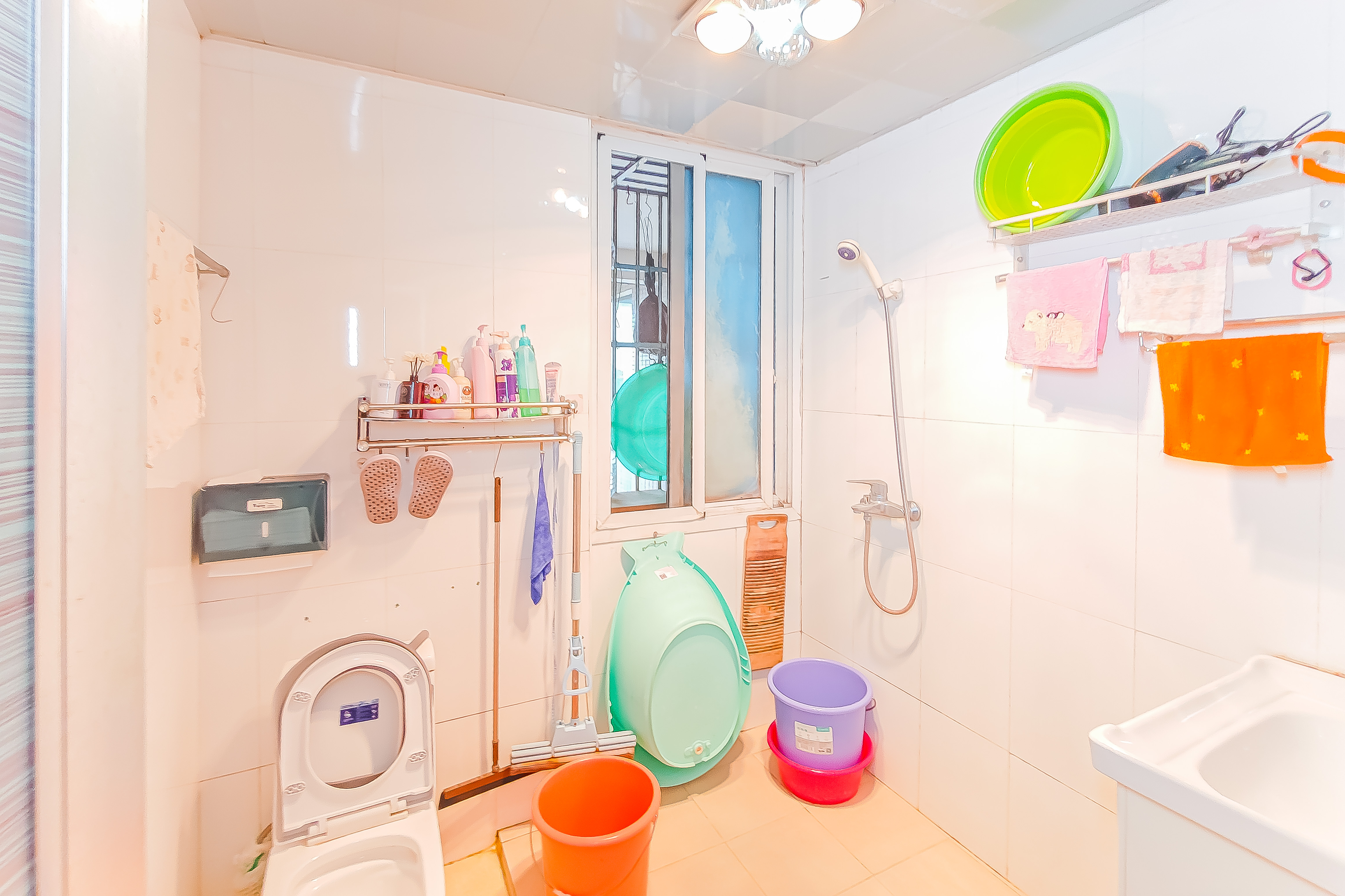 益佳苑 2室1厅1卫 105.0万 益佳苑 2室1厅1卫 105.0万卫生间