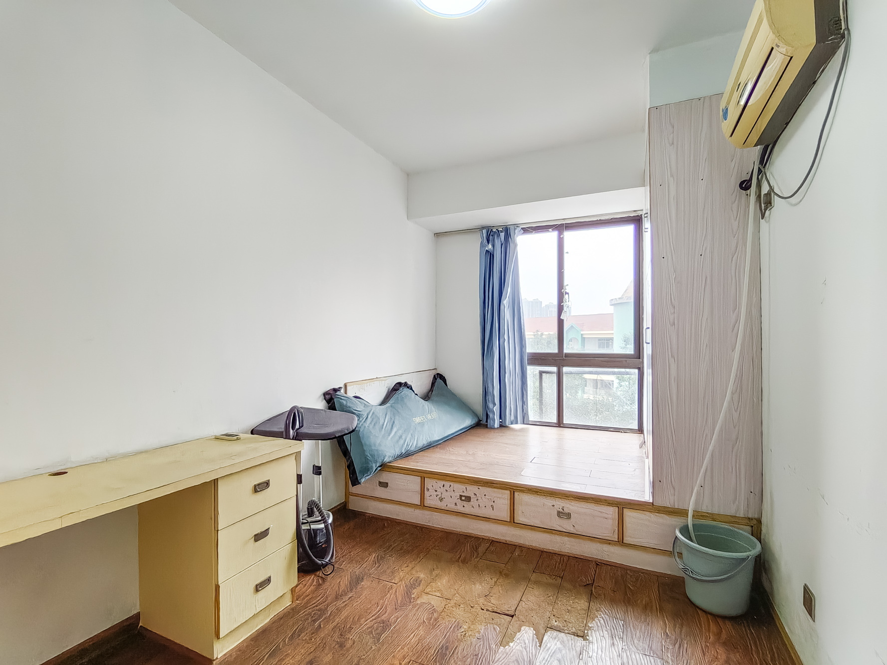 好望谷 3室2厅2卫 72.0万 好望谷 3室2厅2卫 72.0万卧室