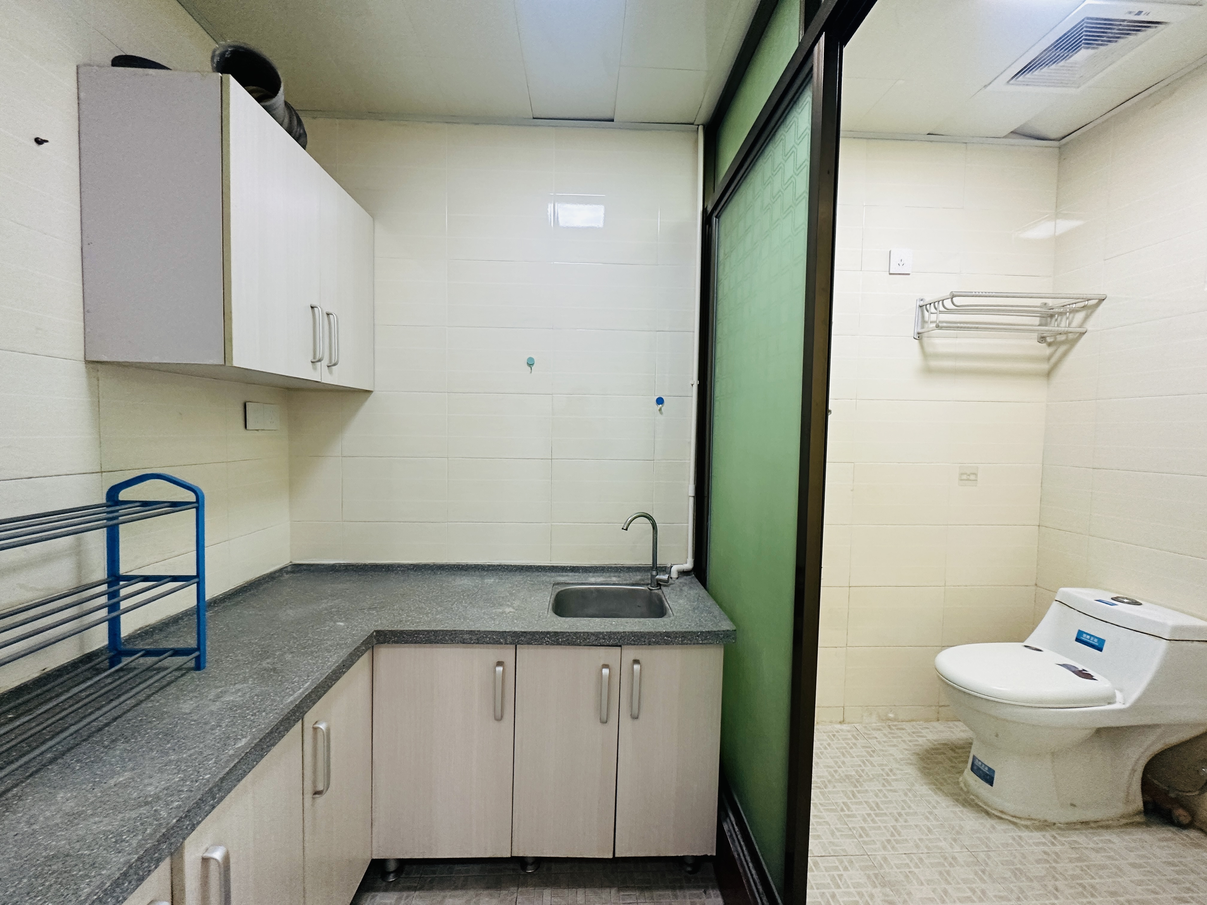 金竹园 1室1厅1卫 31.5万 金竹园 1室1厅1卫 31.5万厨房