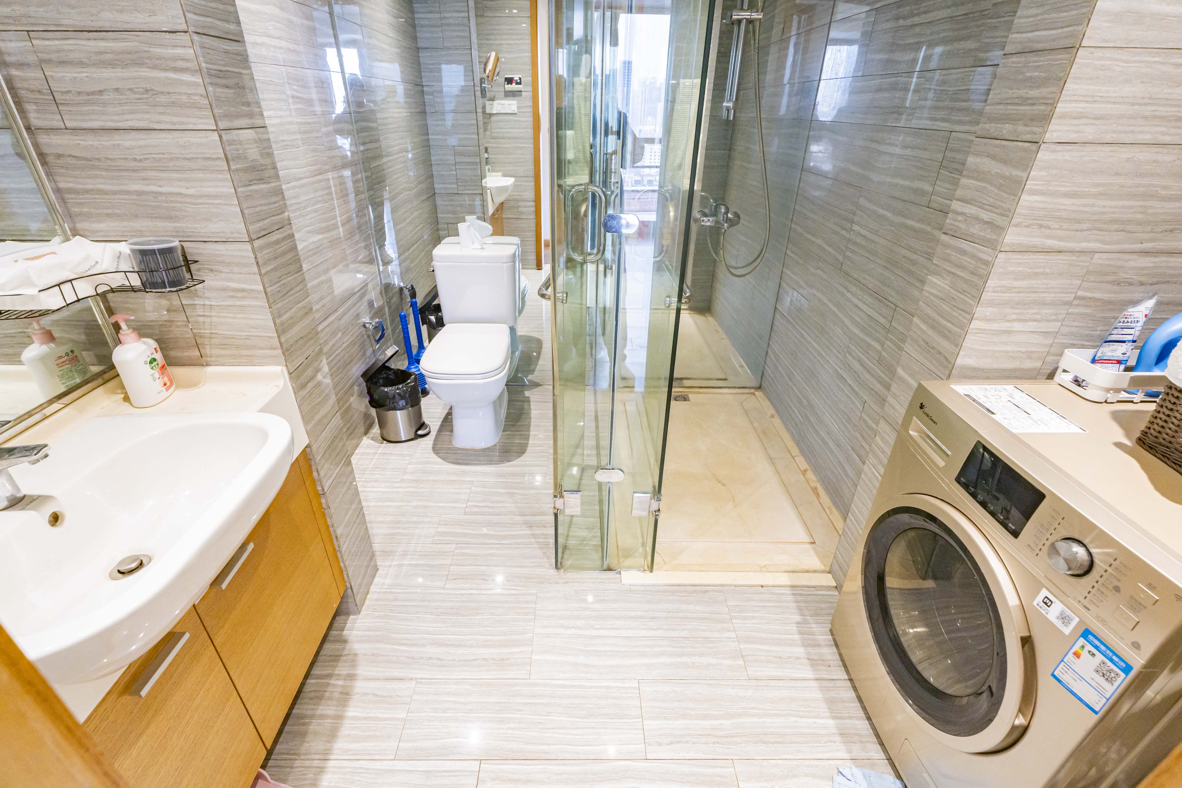 泊富公寓(泊富国际广场) 2室2厅1卫 85.0万 泊富公寓(泊富国际广场) 2室2厅1卫 85.0万卫生间