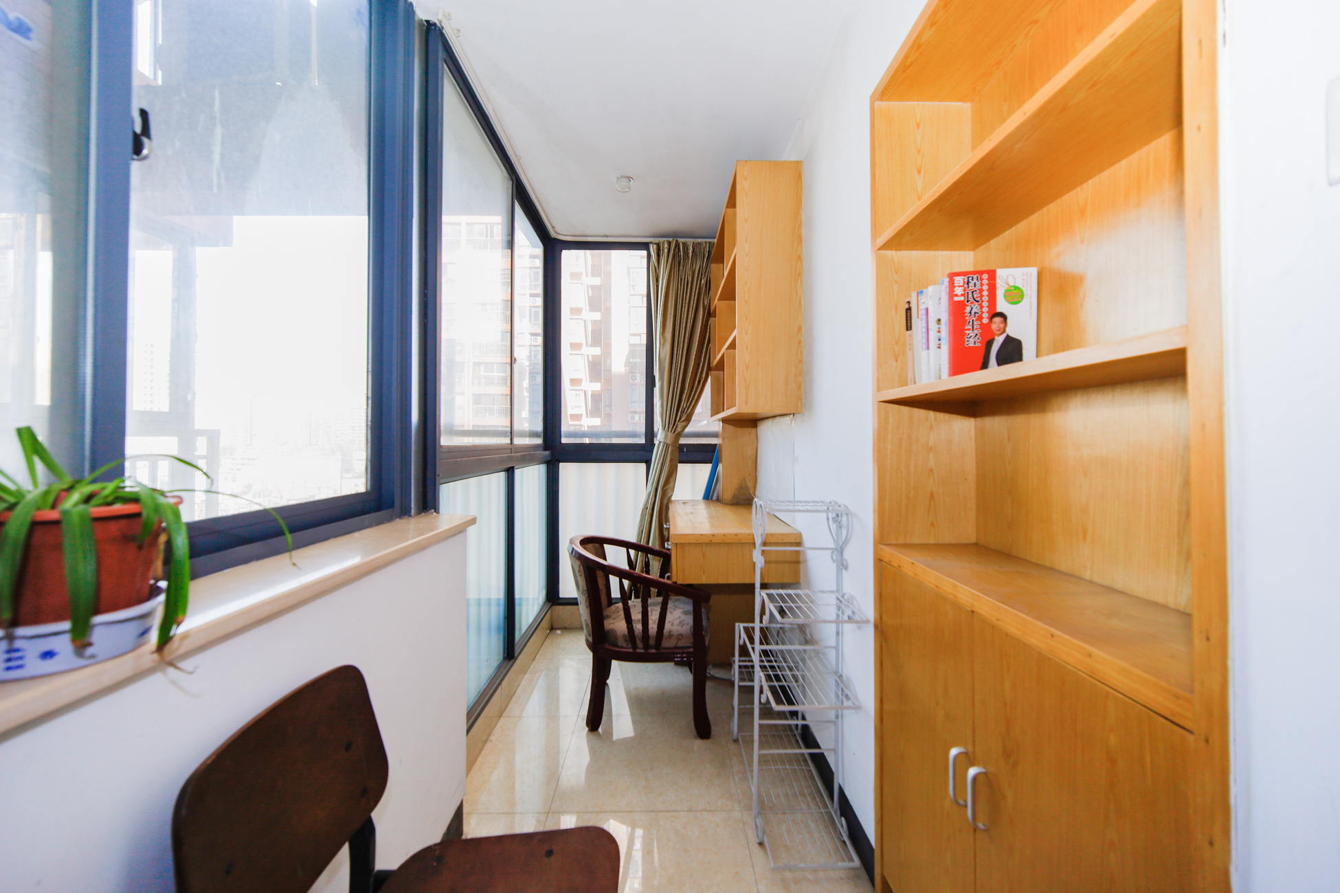 金领家族 1室1厅1卫 37.0万 金领家族 1室1厅1卫 37.0万阳台