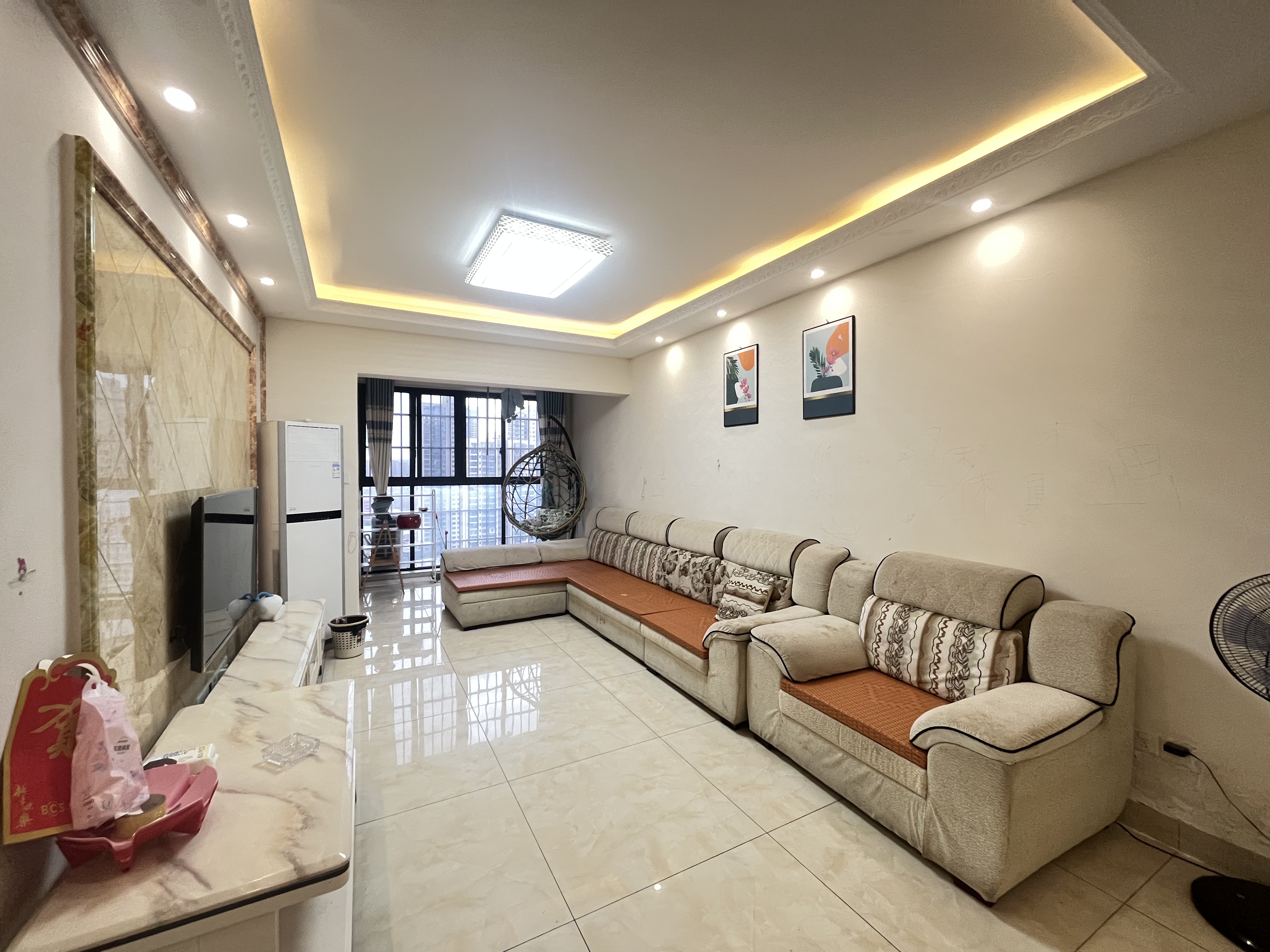 湘银星城  3室2厅1卫    53.0万 湘银星城  3室2厅1卫    53.0万室内图