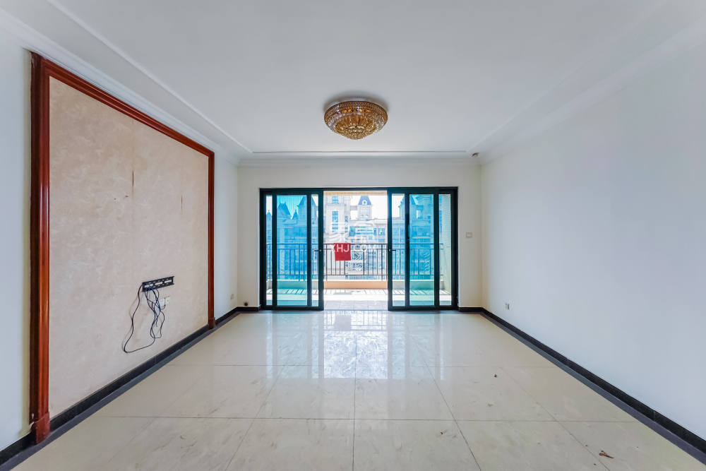 恒大绿洲  4室2厅2卫    122.8万