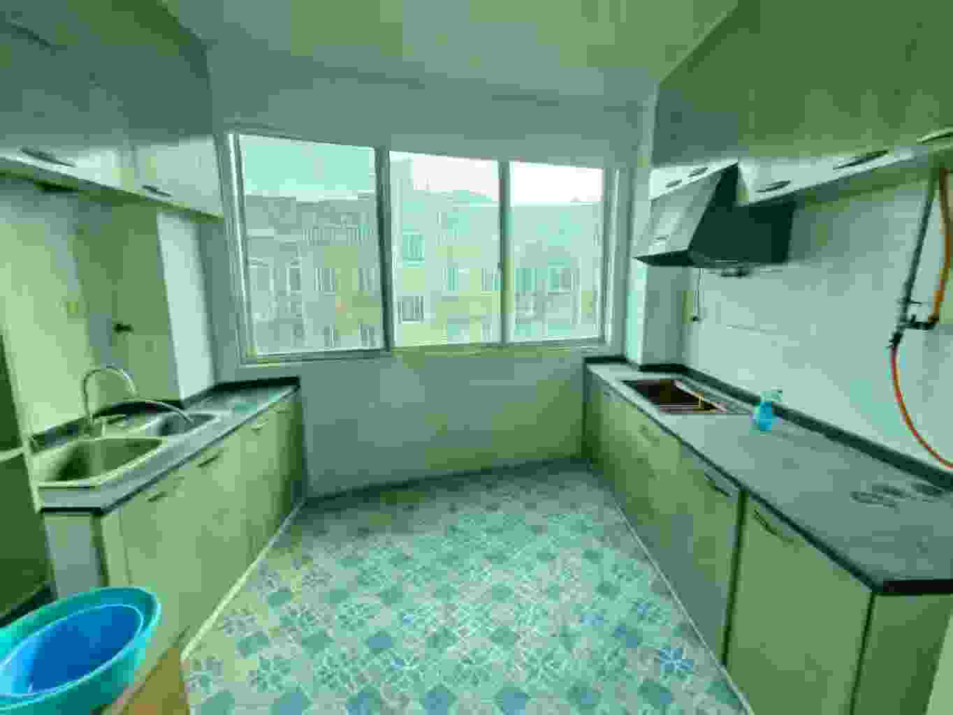 湘银二期世纪花园  4室2厅2卫    42.0万 湘银二期世纪花园  4室2厅2卫    42.0万室内图