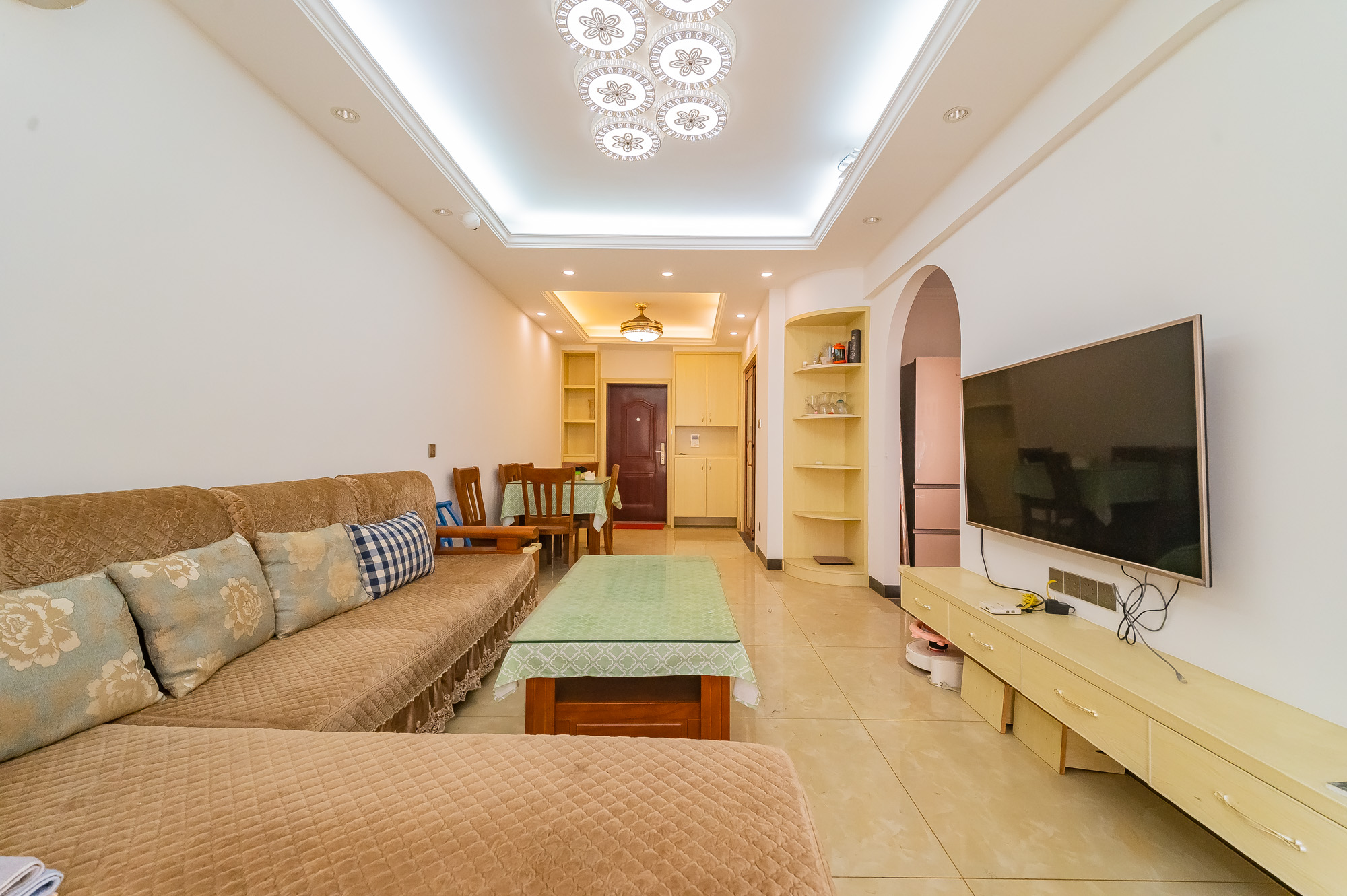 MOMA当代广场 1室0厅0卫 72.0万 MOMA当代广场 1室0厅0卫 72.0万客厅