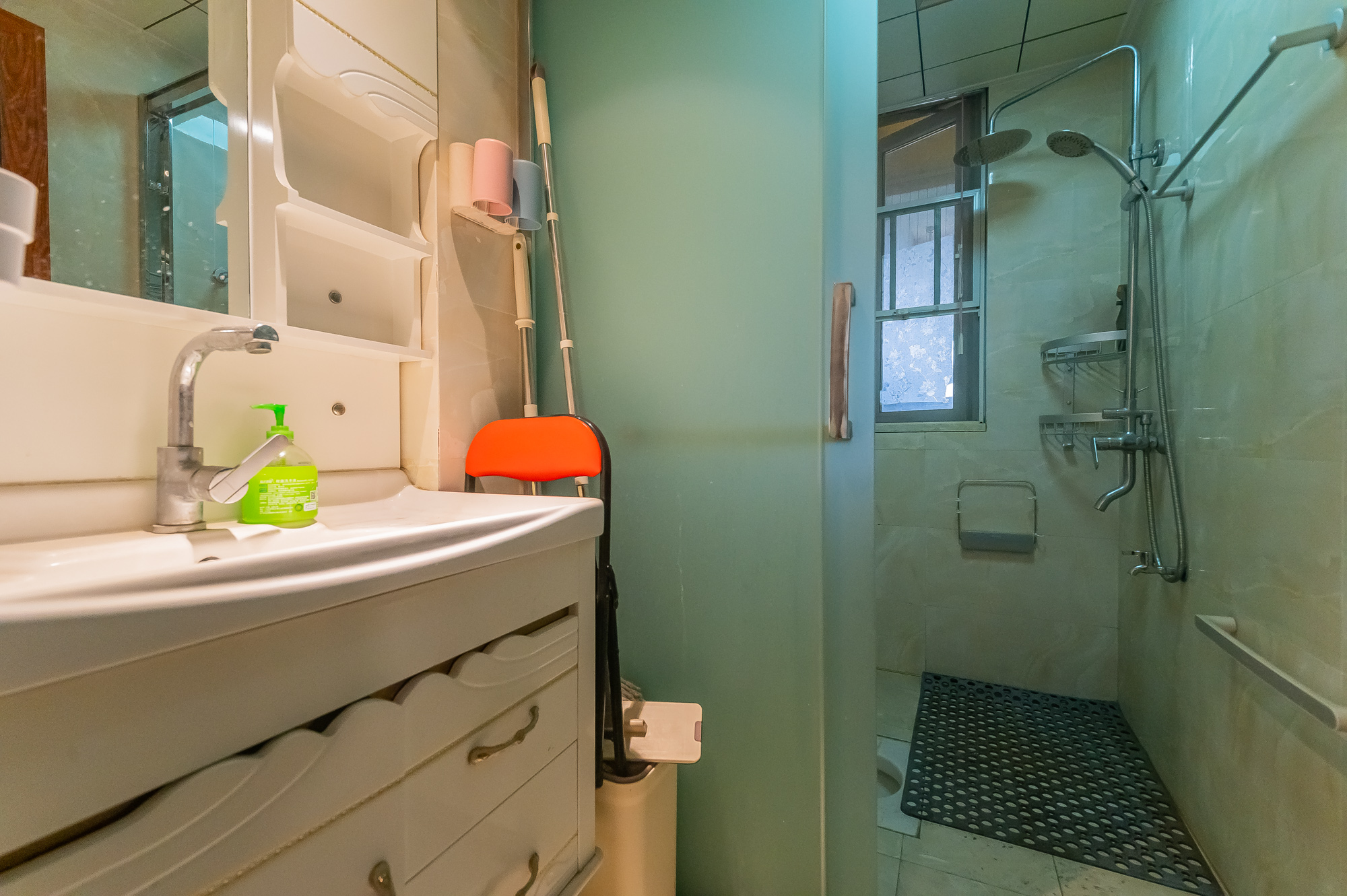 MOMA当代广场 1室0厅0卫 72.0万 MOMA当代广场 1室0厅0卫 72.0万卫生间