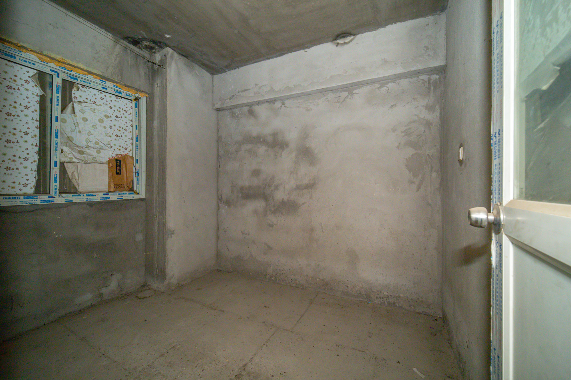 新长海广场  3室2厅1卫    46.8万 新长海广场  3室2厅1卫    46.8万卧室