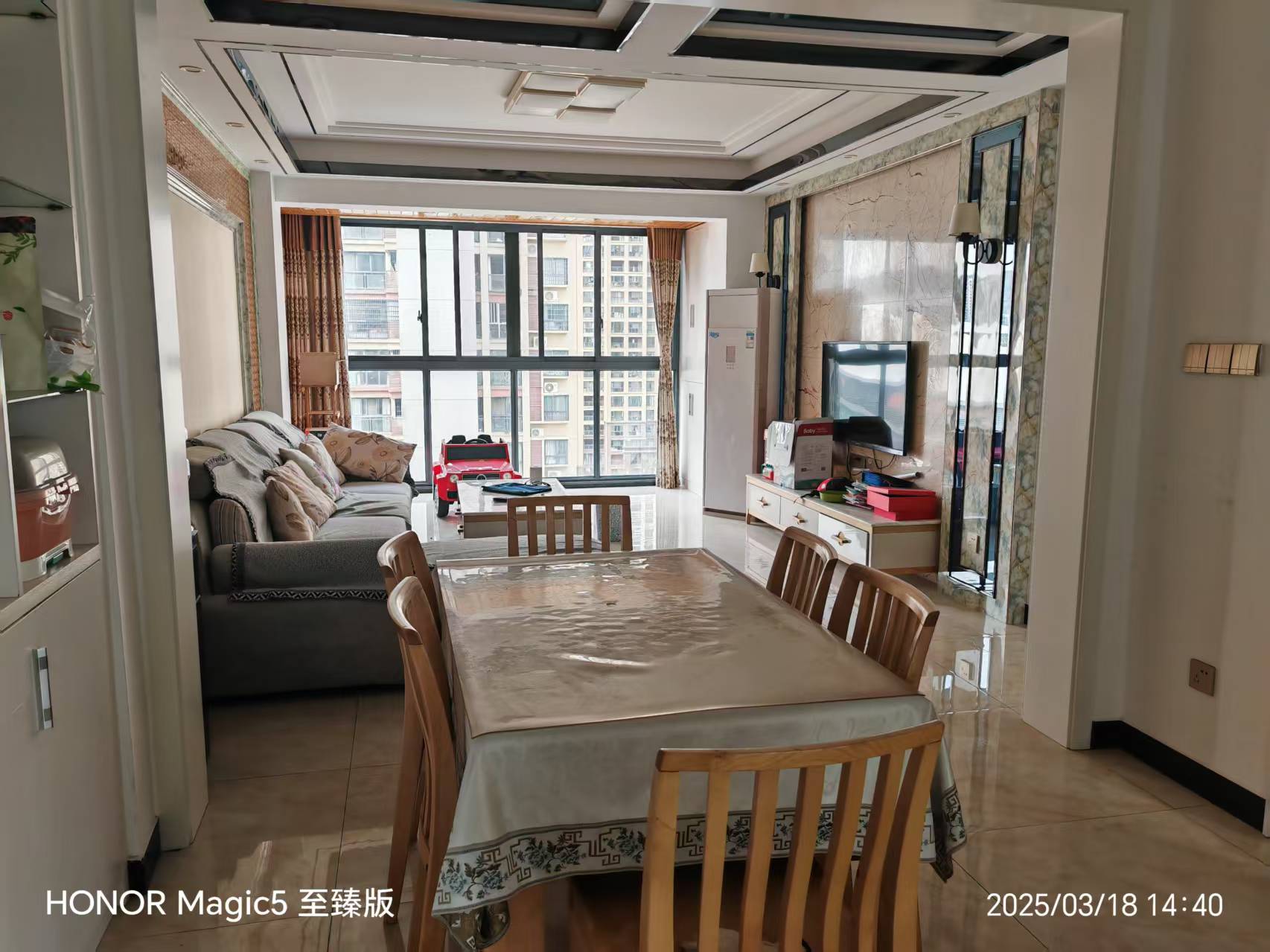 丽景天下一期 4室2厅2卫 2000.0元/月 丽景天下一期 4室2厅2卫 2000.0元/月室内图