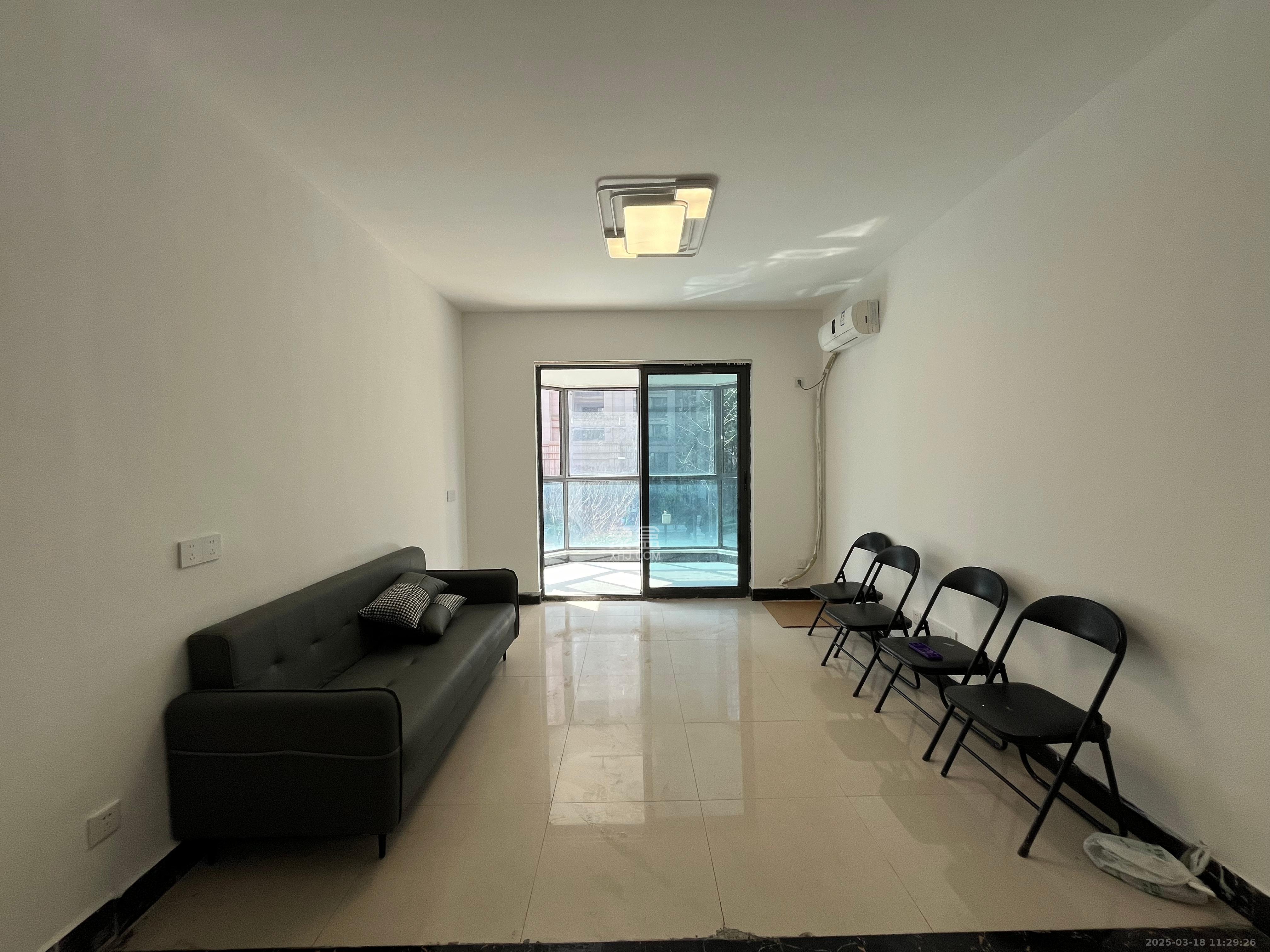 明昇壹城(明昇时代广场)一期 3室2厅1卫 2800.0元/月 明昇壹城(明昇时代广场)一期 3室2厅1卫 2800.0元/月室内图