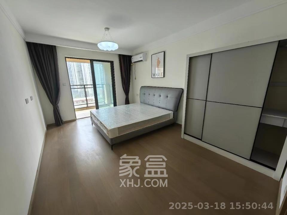 长沙高铁吾悦广场  3室2厅2卫   3300.00元/月室内图