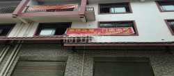 高桥旅游特色街区  6室2厅2卫   220.00万