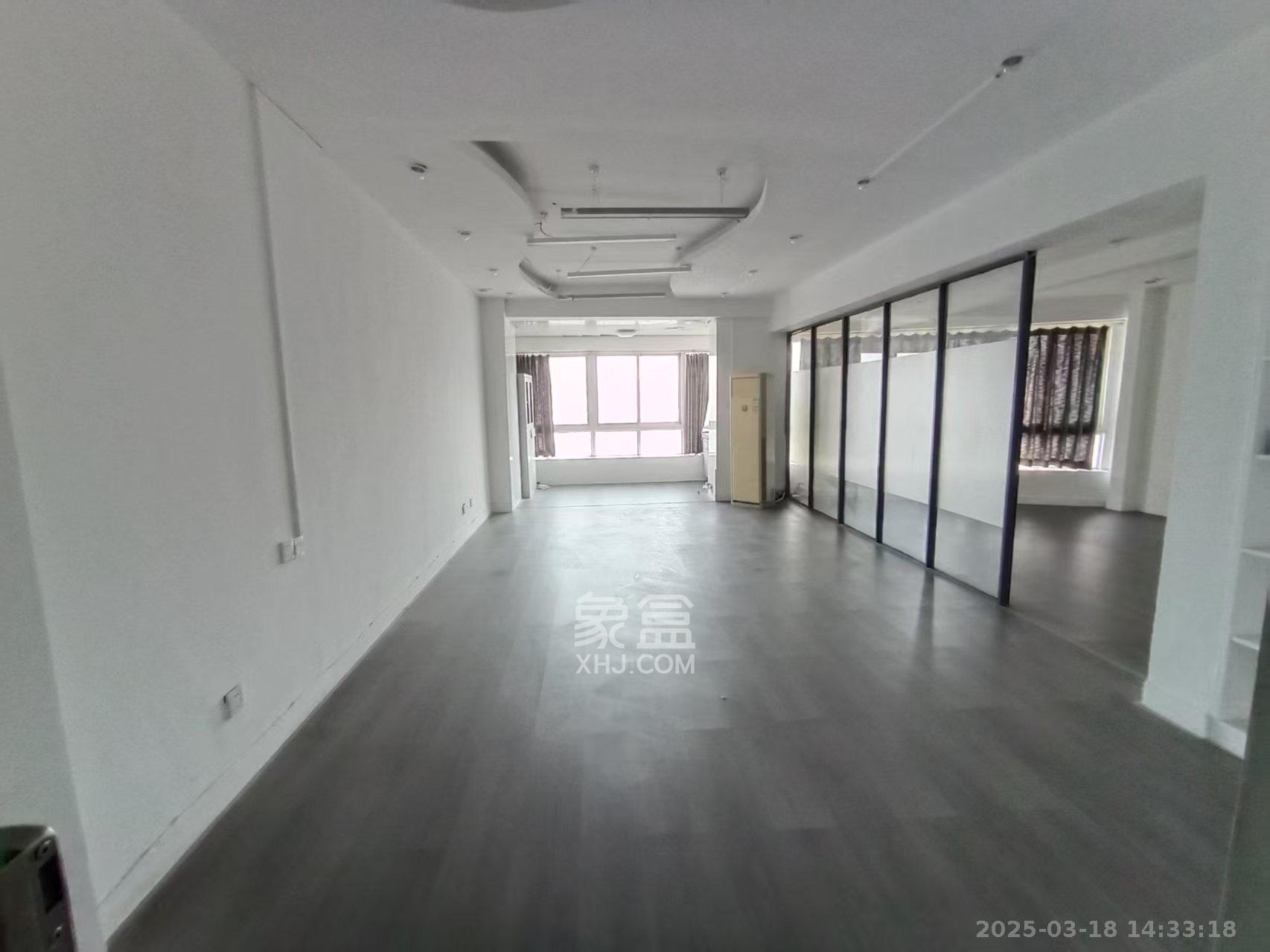 楚天家园  1室1厅1卫    1500.0元/月室内图