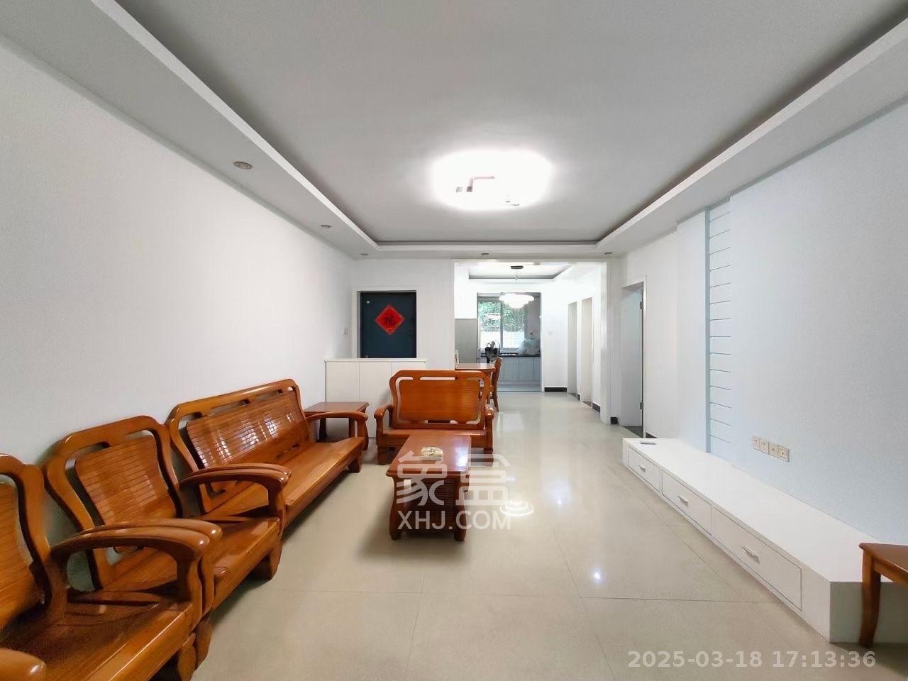 德馨园  2室2厅1卫    1600.0元/月 德馨园  2室2厅1卫    1600.0元/月室内图