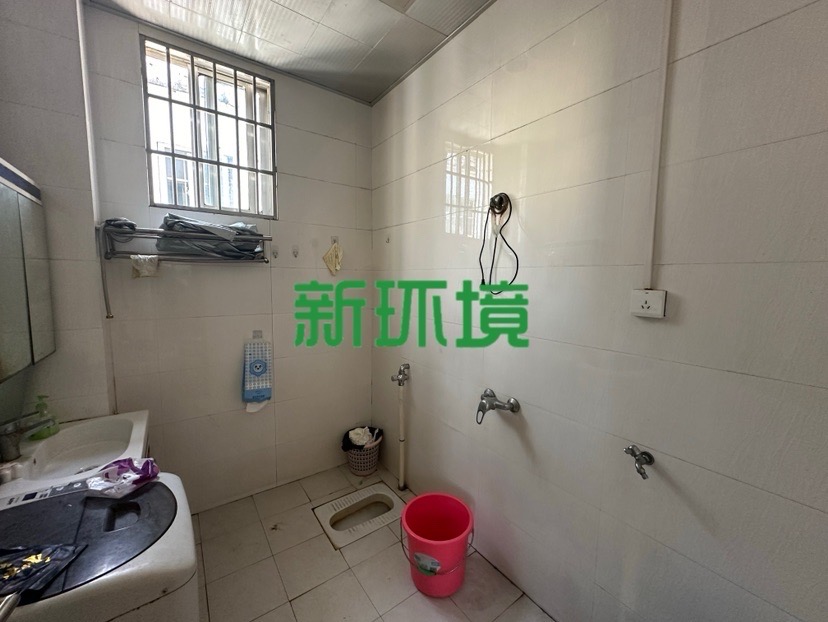 紫舞骊珠  2室2厅1卫   35.00万客厅