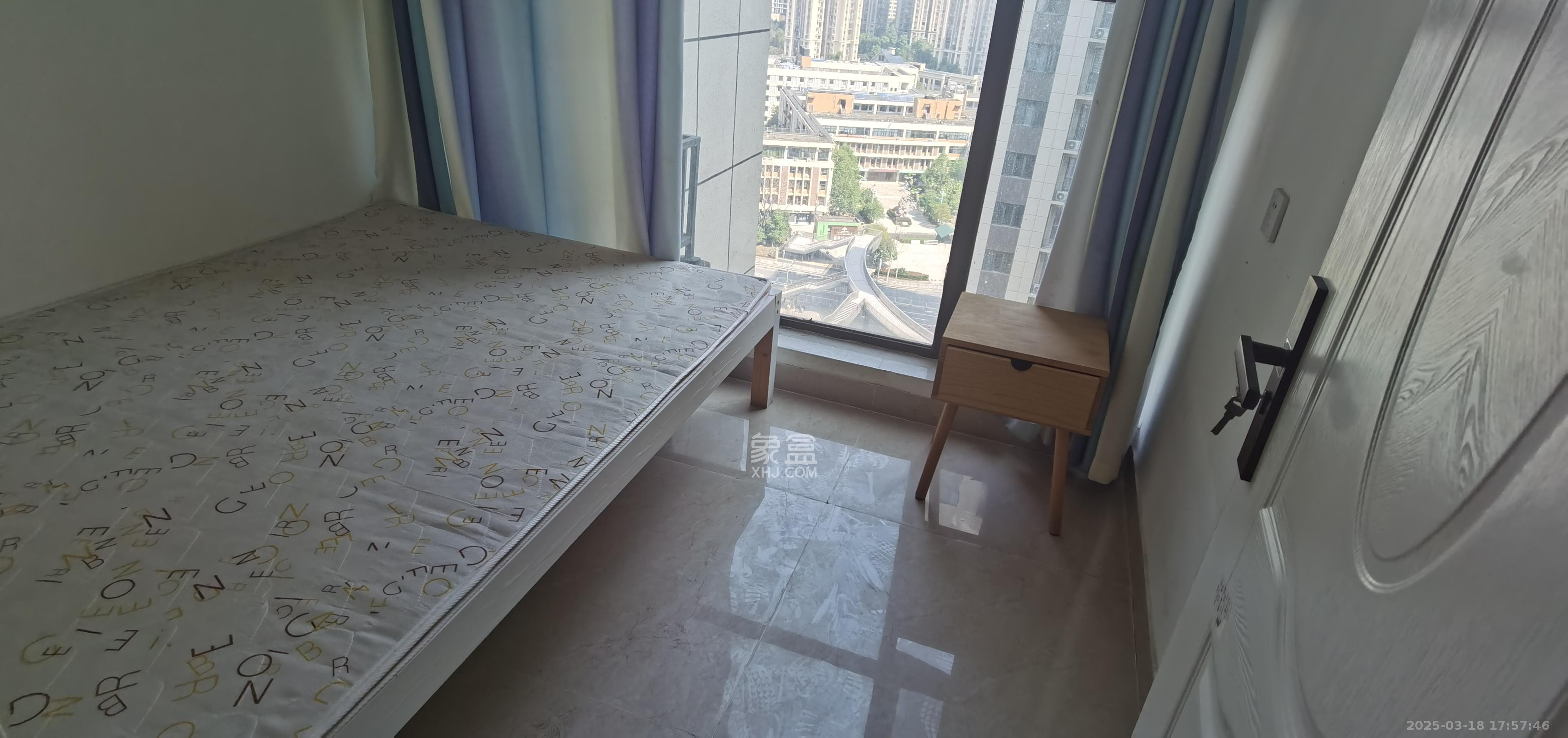 中国铁建梅溪青秀二期  4室2厅2卫   3500.00元/月室内图