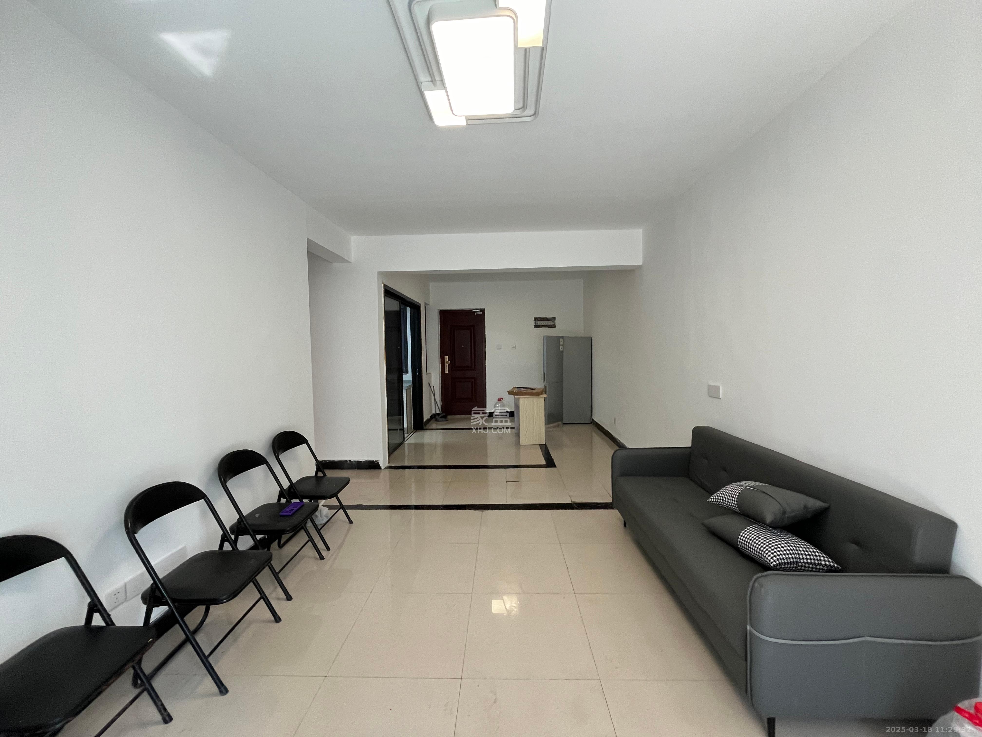 明昇壹城(明昇时代广场)一期 3室2厅1卫 2800.0元/月 明昇壹城(明昇时代广场)一期 3室2厅1卫 2800.0元/月室内图