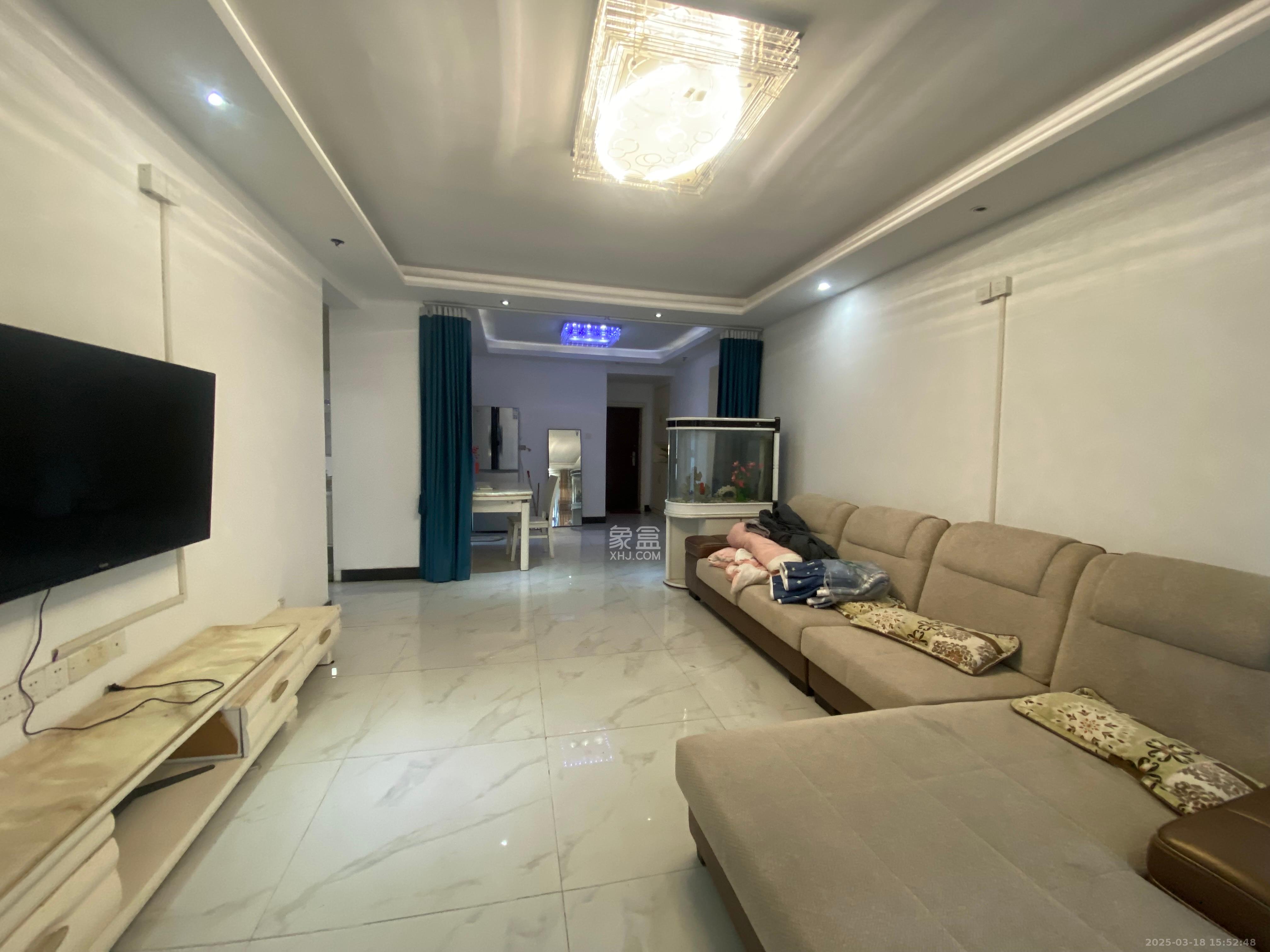 保利麓谷林语F区 4室2厅2卫 3600.0元/月 保利麓谷林语F区 4室2厅2卫 3600.0元/月室内图