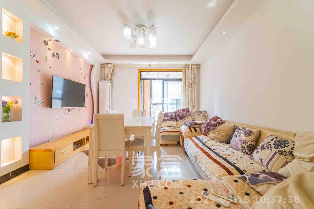 华润凤凰城一期  2室2厅1卫    1800.0元/月 华润凤凰城一期  2室2厅1卫    1800.0元/月