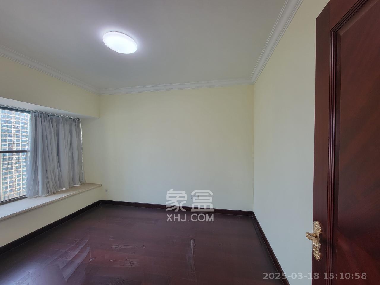 恒大雅苑 3室2厅2卫 3200.0元/月 恒大雅苑 3室2厅2卫 3200.0元/月室内图