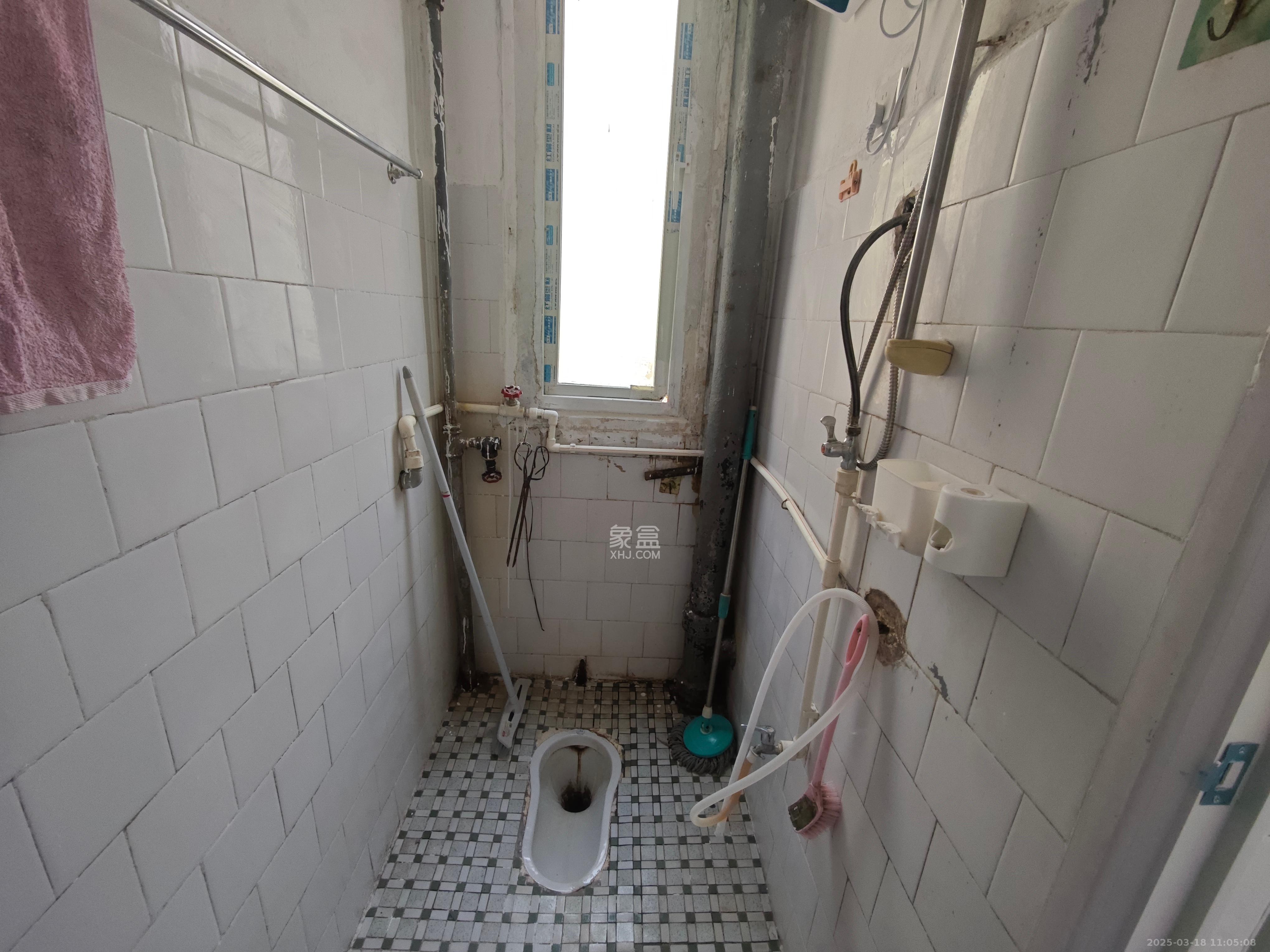 蒋家垅社区 2室1厅1卫 1300.0元/月 蒋家垅社区 2室1厅1卫 1300.0元/月室内图