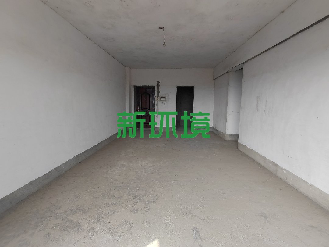 广茂园二期 3室2厅2卫 42.0万 广茂园二期 3室2厅2卫 42.0万客厅