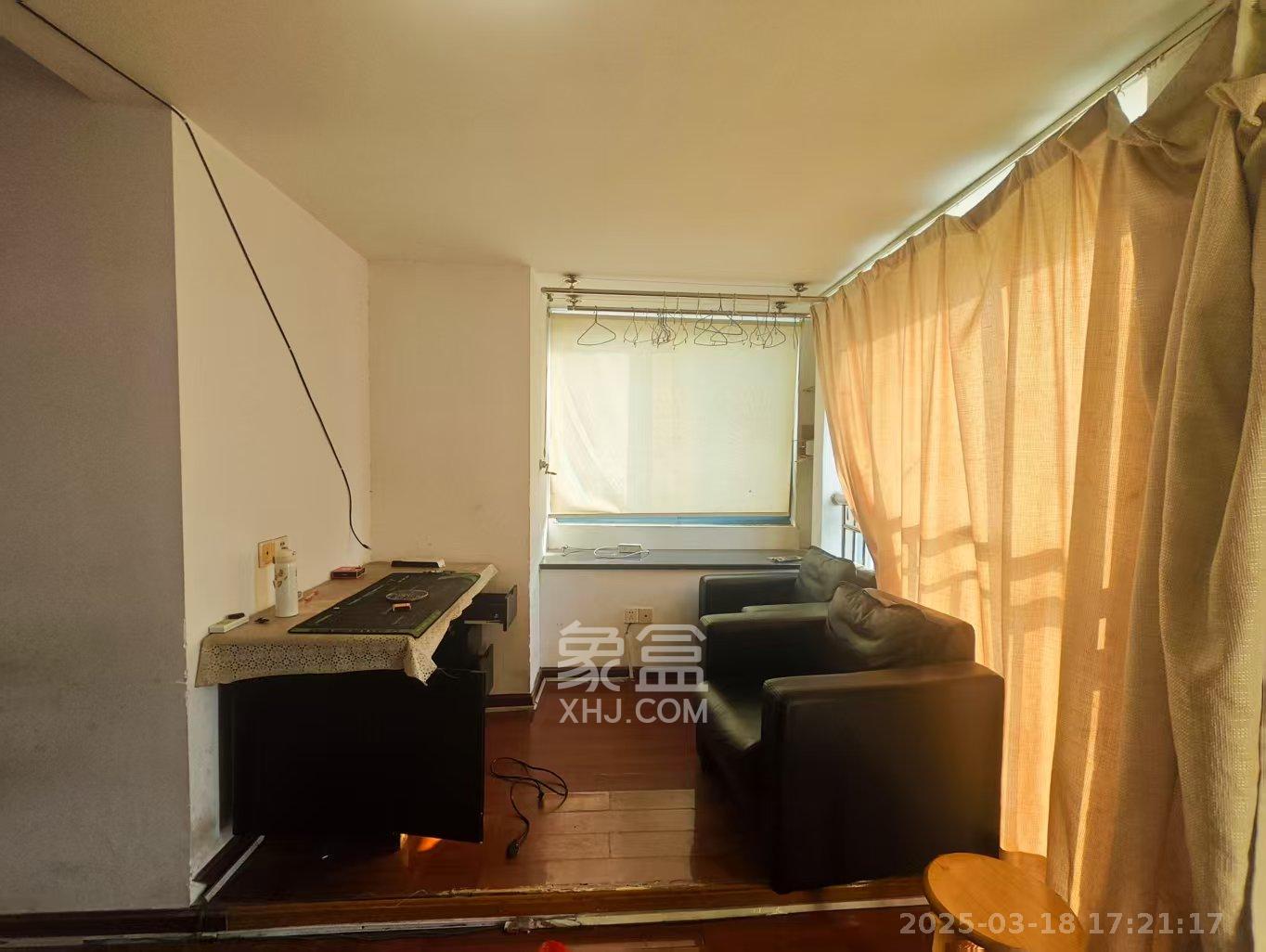 东一国际 1室1厅1卫 2600.0元/月 东一国际 1室1厅1卫 2600.0元/月室内图