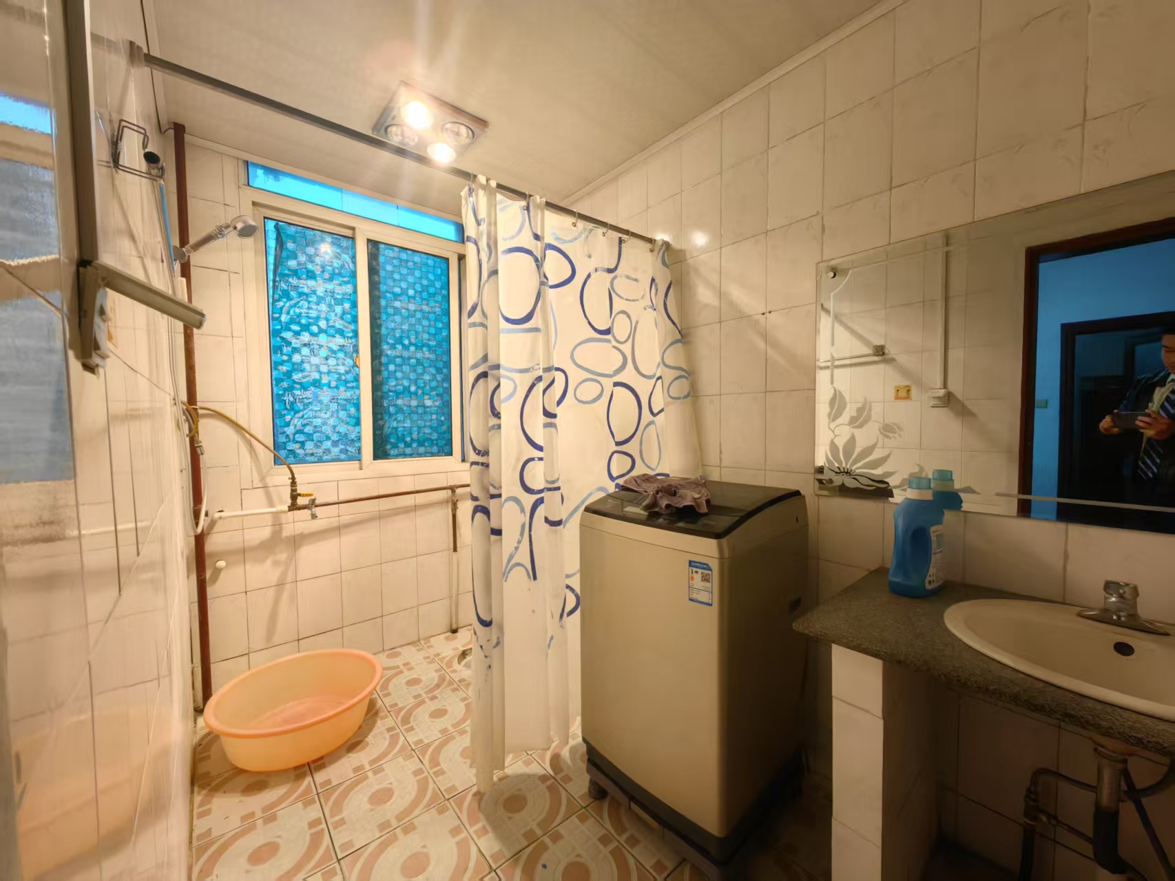 三里桥铁铺岭变电站家属楼  3室2厅1卫    800.0元/月 三里桥铁铺岭变电站家属楼  3室2厅1卫    800.0元/月室内图