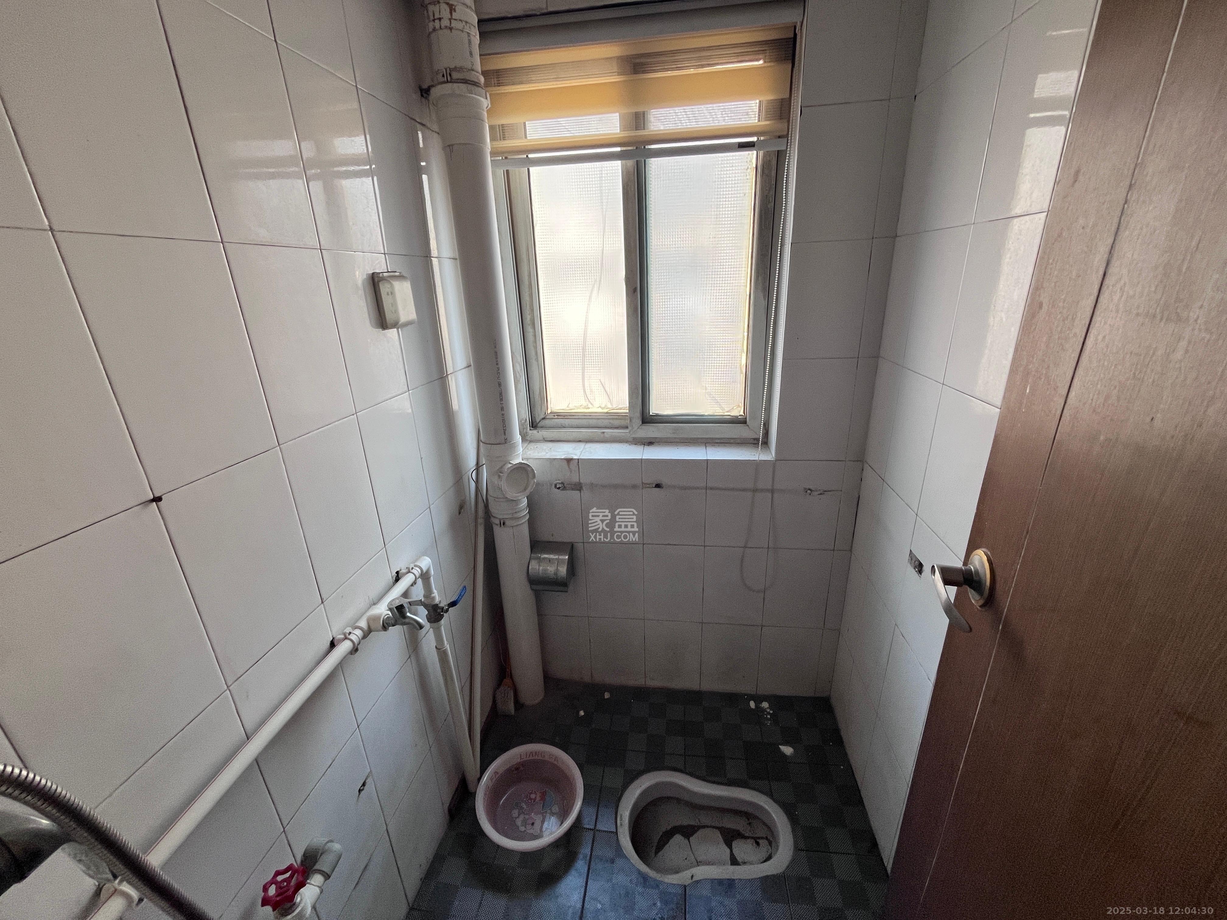 友园山庄 2室1厅1卫 1300.0元/月 友园山庄 2室1厅1卫 1300.0元/月室内图