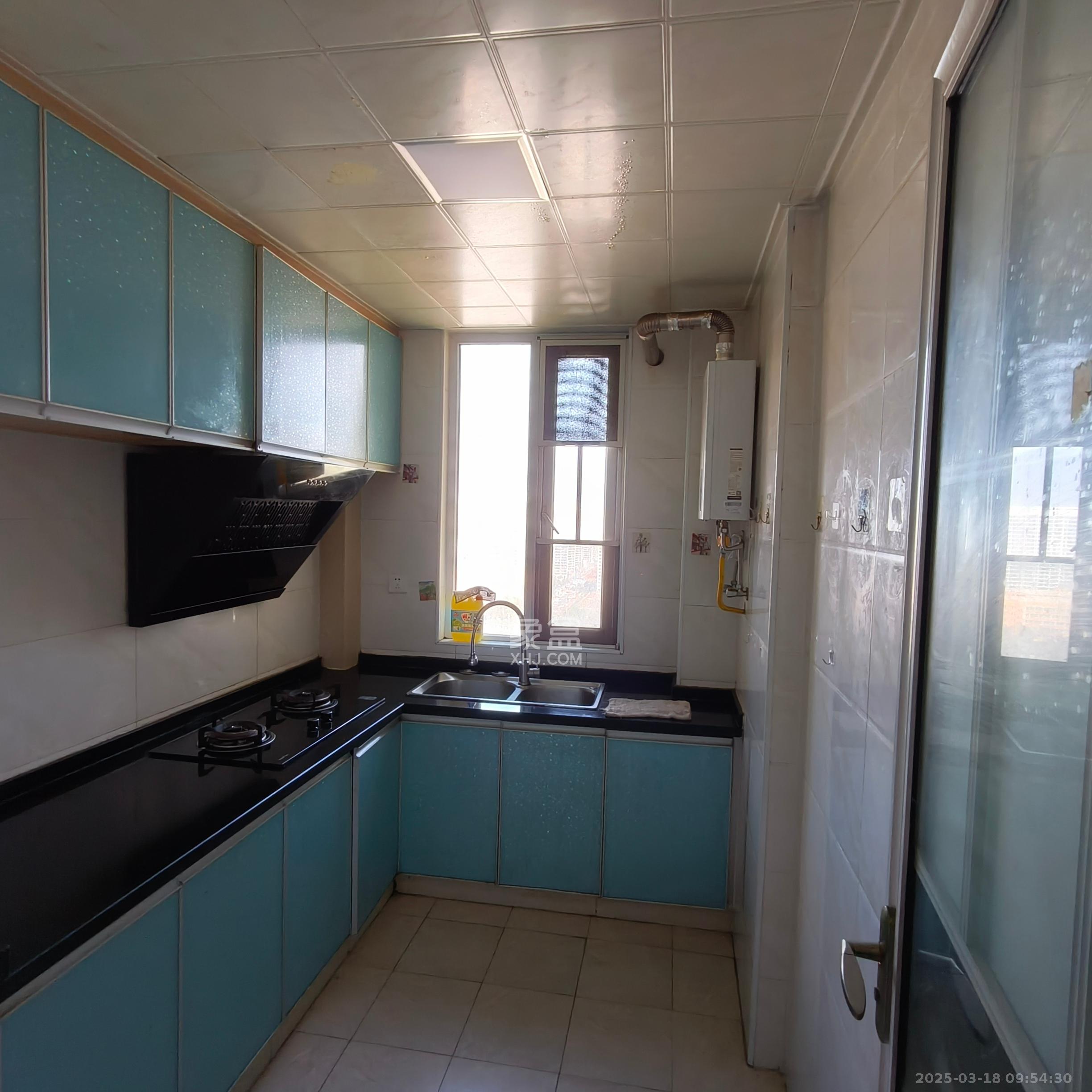 荷韵园 2室2厅1卫 1400.0元/月 荷韵园 2室2厅1卫 1400.0元/月室内图