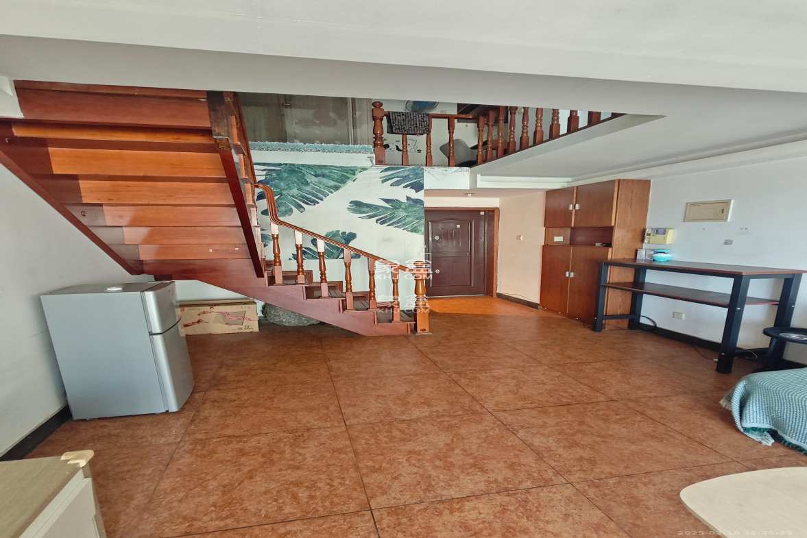 华菱蓝调国际(华菱.香墅美地) 2室2厅2卫 1600.0元/月 华菱蓝调国际(华菱.香墅美地) 2室2厅2卫 1600.0元/月室内图